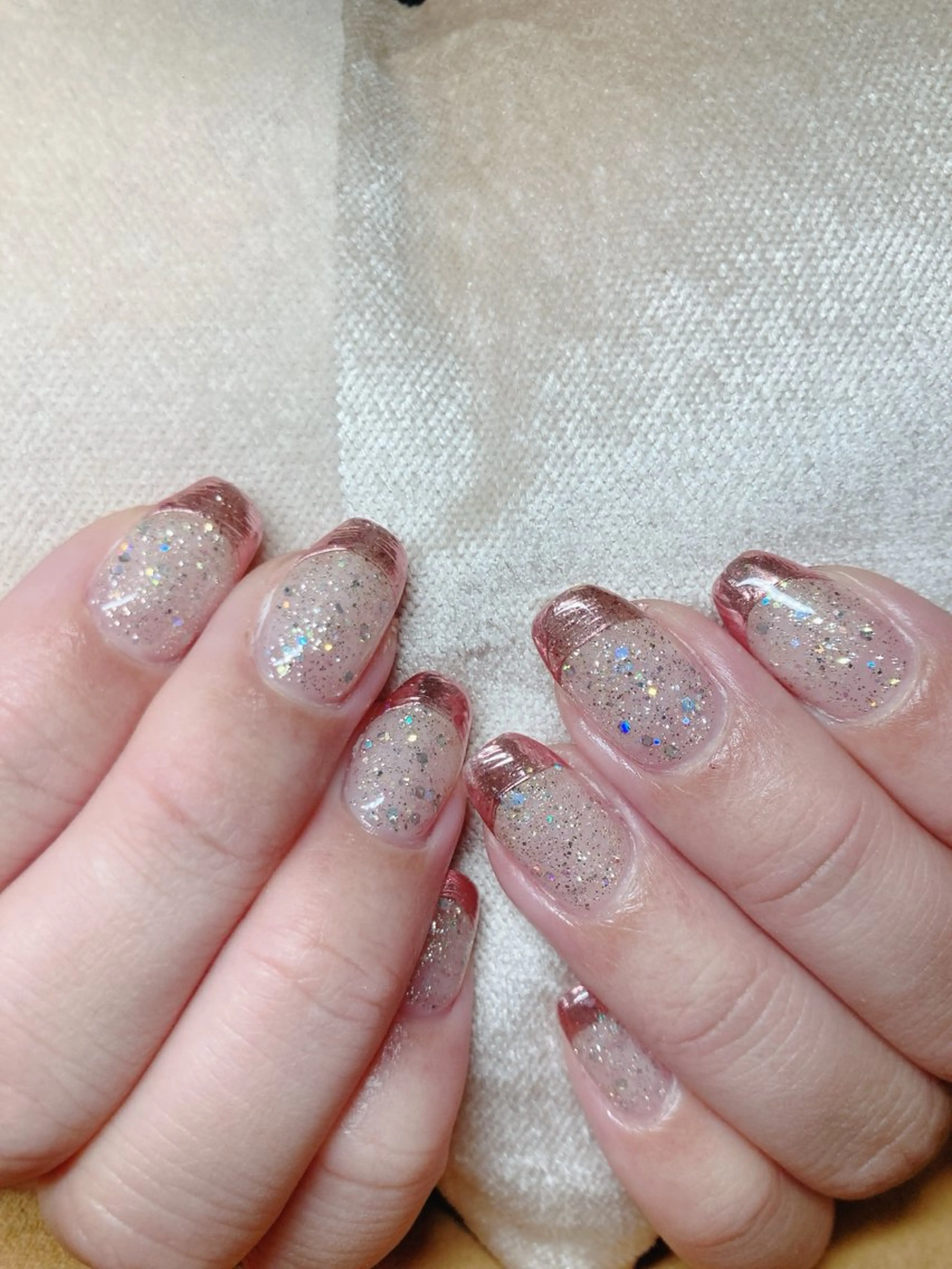 ネイル ECLAT エクラ所属・寺山 千鶴のネイルデザイン