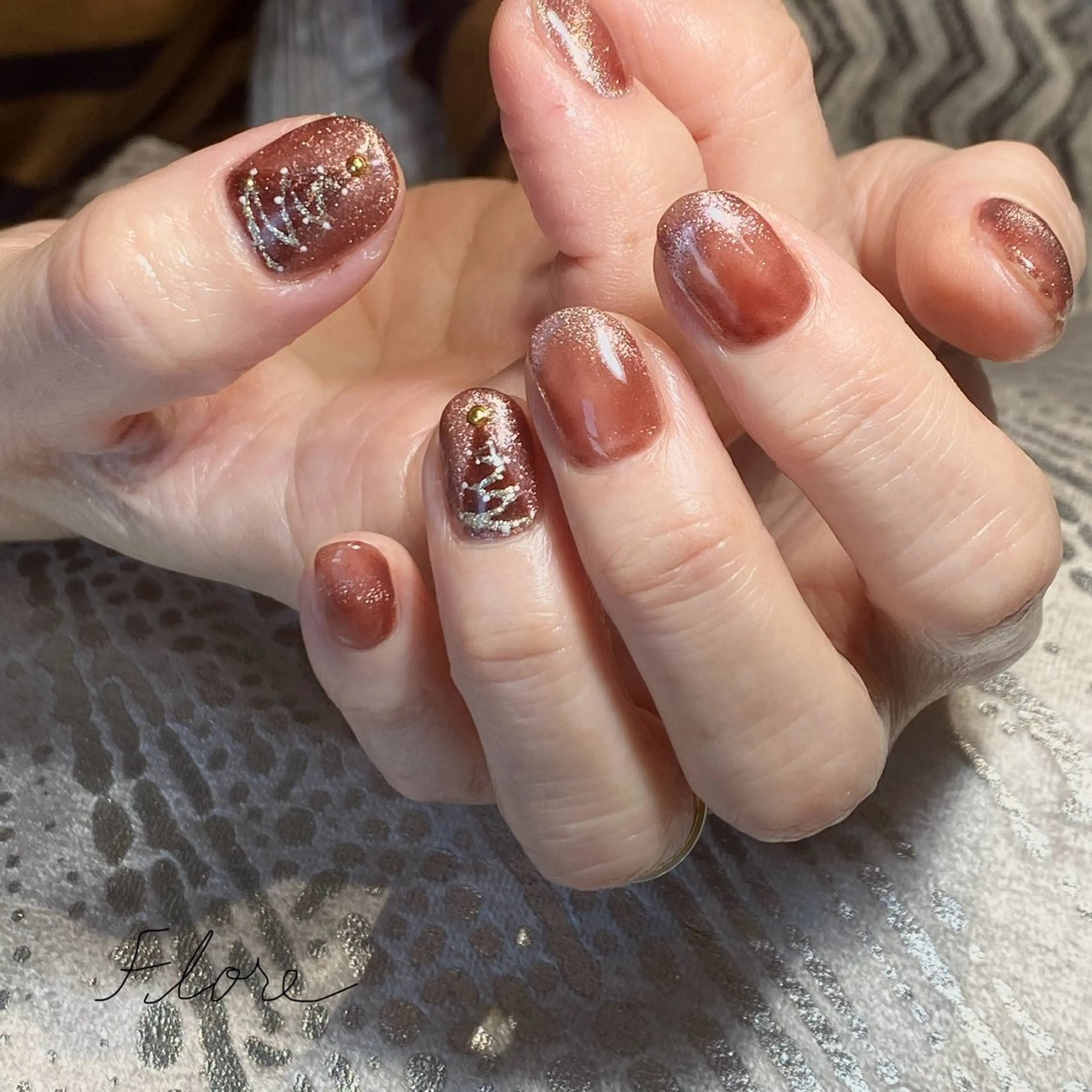 ネイル Flore (フロール)の眉毛・アイブロウイメージ