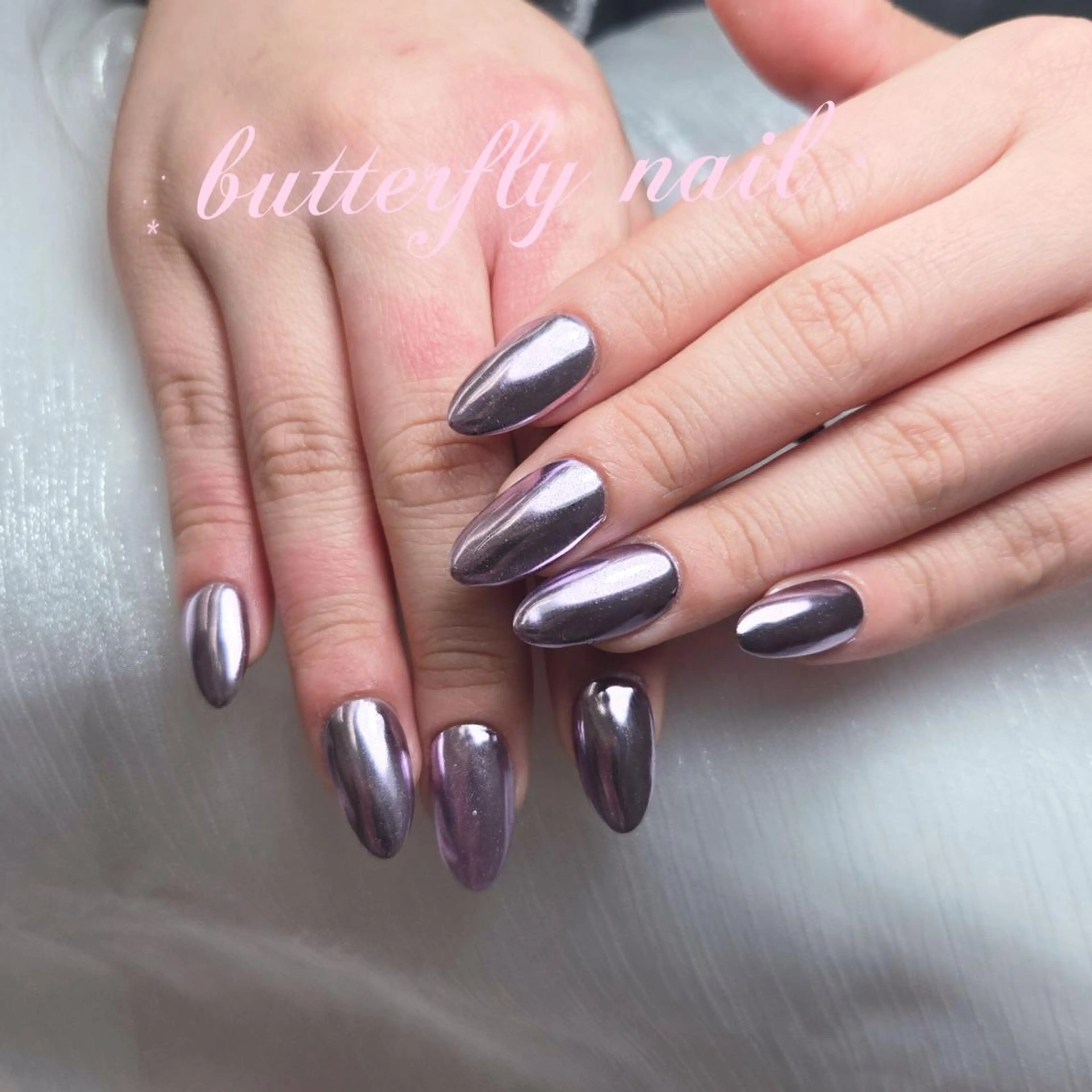 ネイル 蝶々ネイル サロンのネイルデザイン