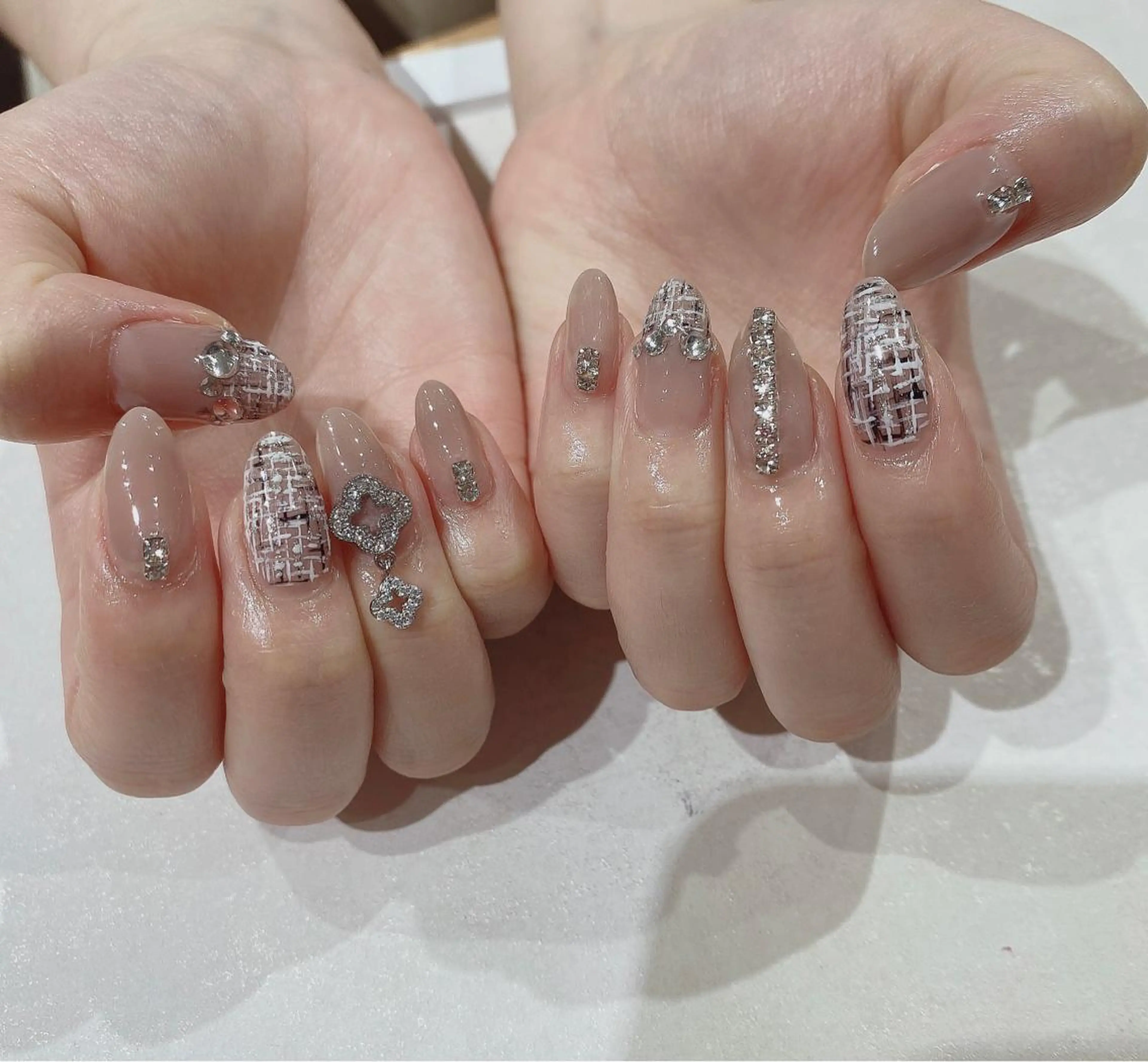 ミディアム ハンドネイル JNA認定講師🌸 RIEのネイルデザイン