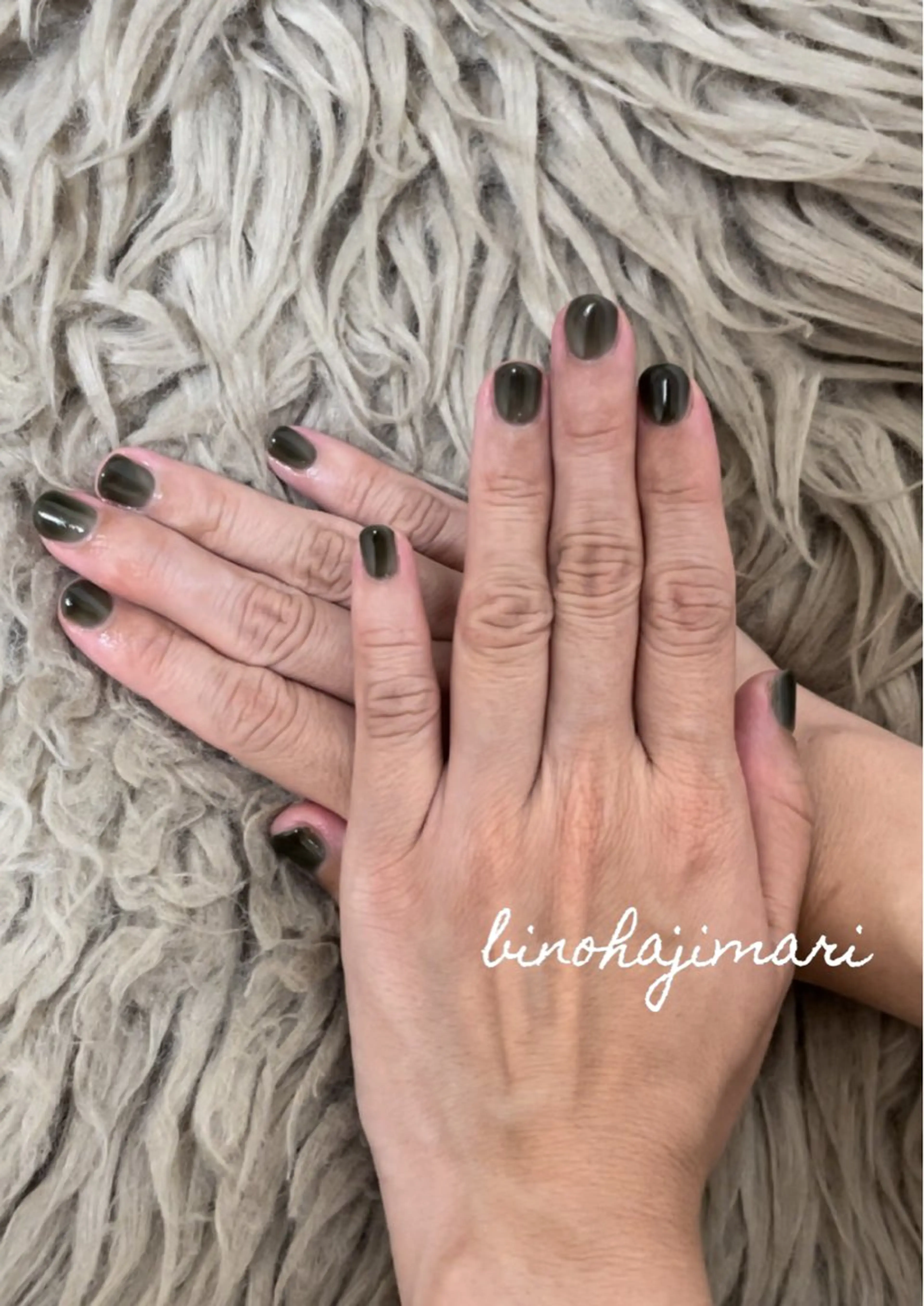 ネイル アートネイル フラッシュネイル グリーン ラメ(グリッター) ワンカラーネイル ♡Bivi♡自爪に 優しいネイルサロンのネイルデザイン