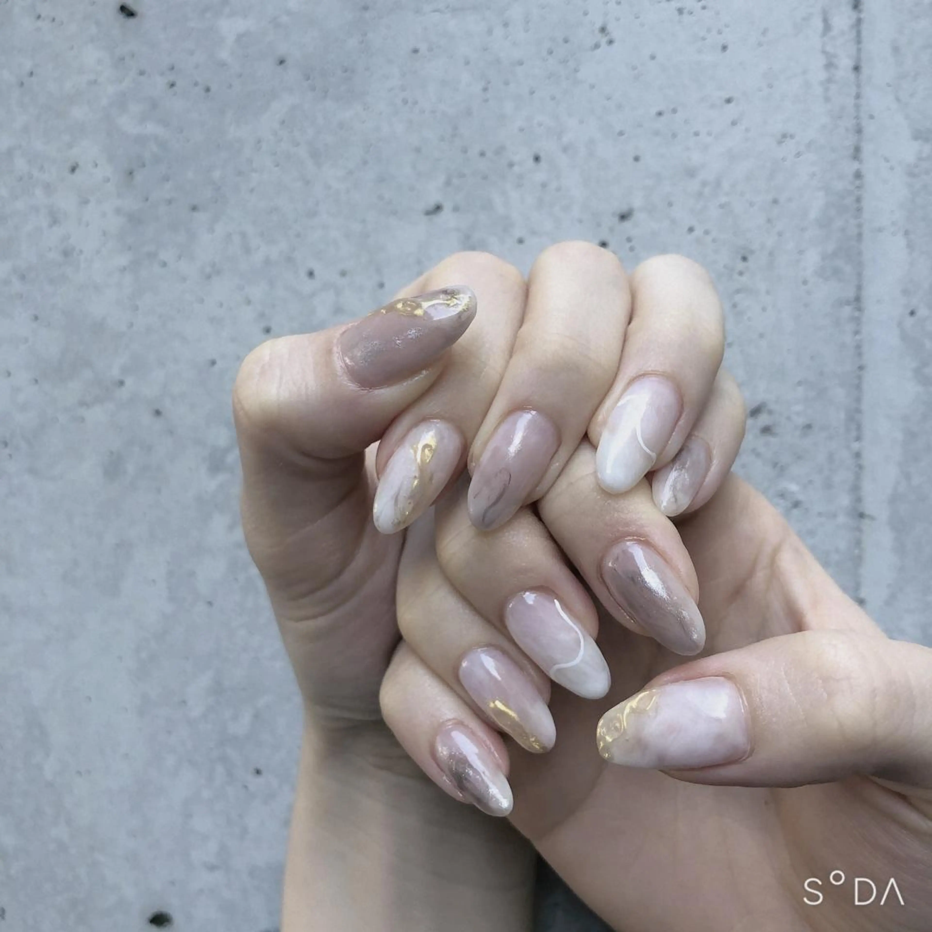 ネイル ジェルネイル ミラーネイル 持ち込み ニュアンスネイル 冬ネイル You kyehwaのネイルデザイン