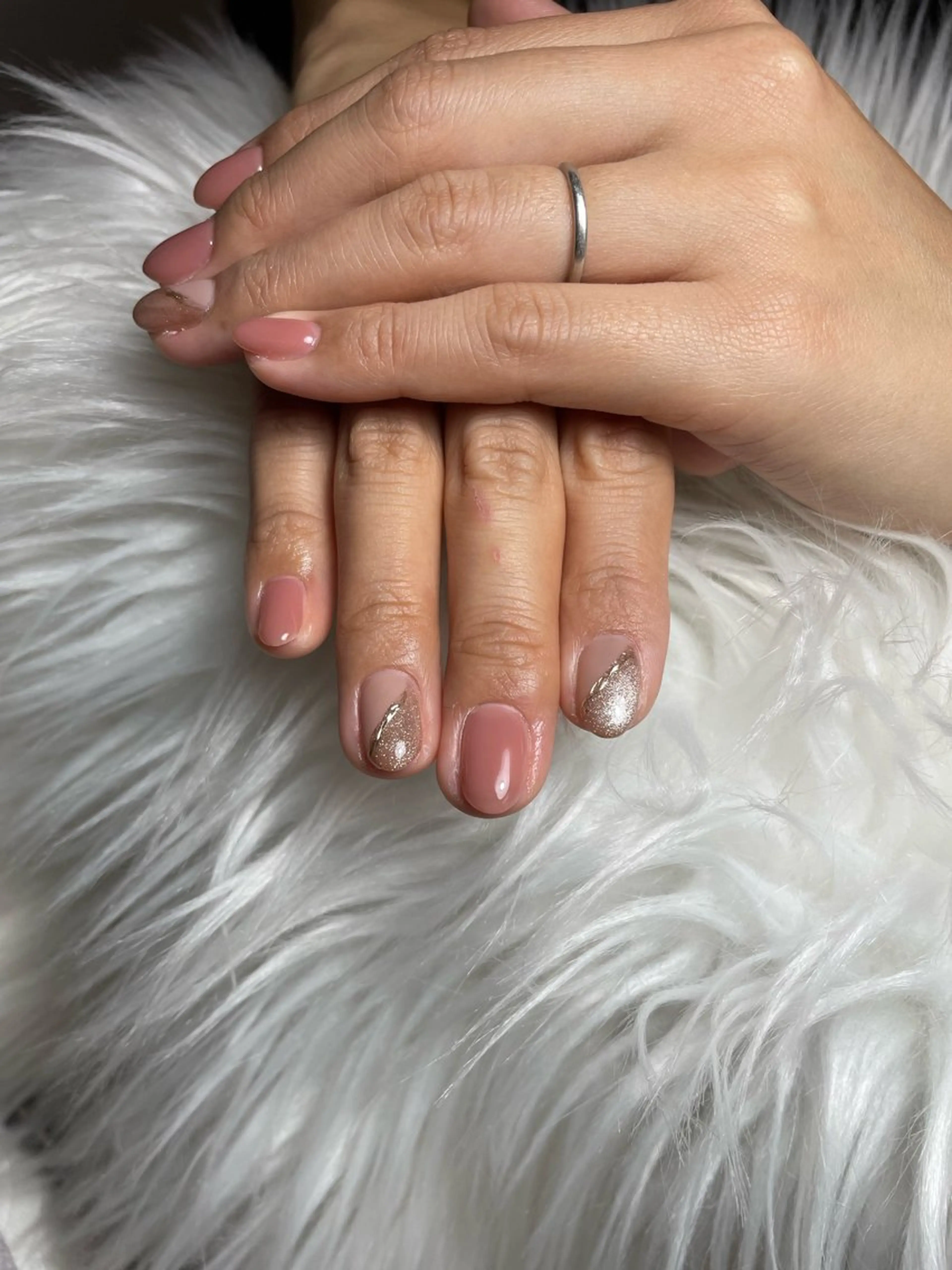 ネイル Eclat登戸店 サリナのネイルデザイン