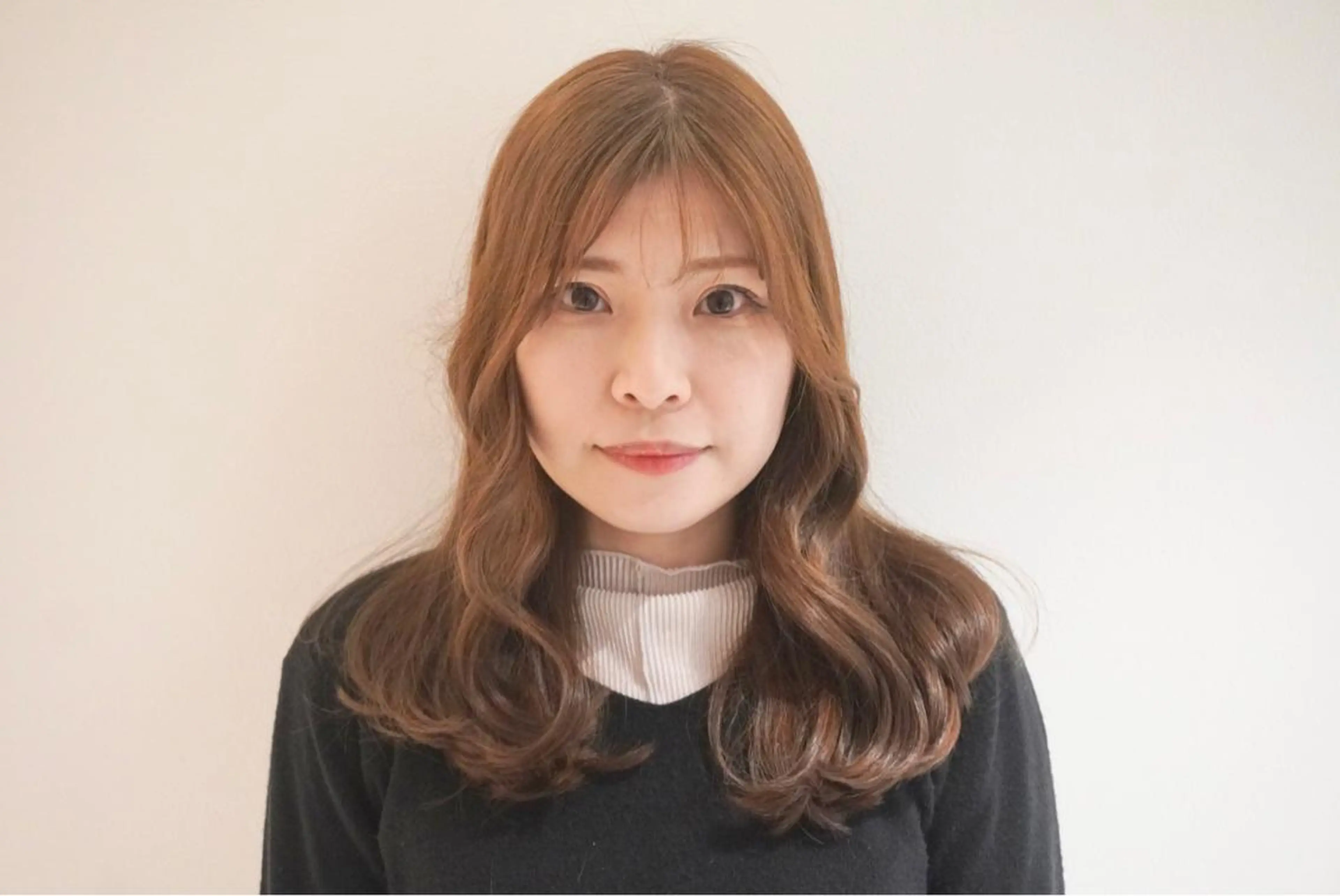 ロング カラー グレージュ 韓国風ヘア ロング flammeum 恵比寿【フラミューム】所属・ミヤザキ ユタカのヘアスタイル