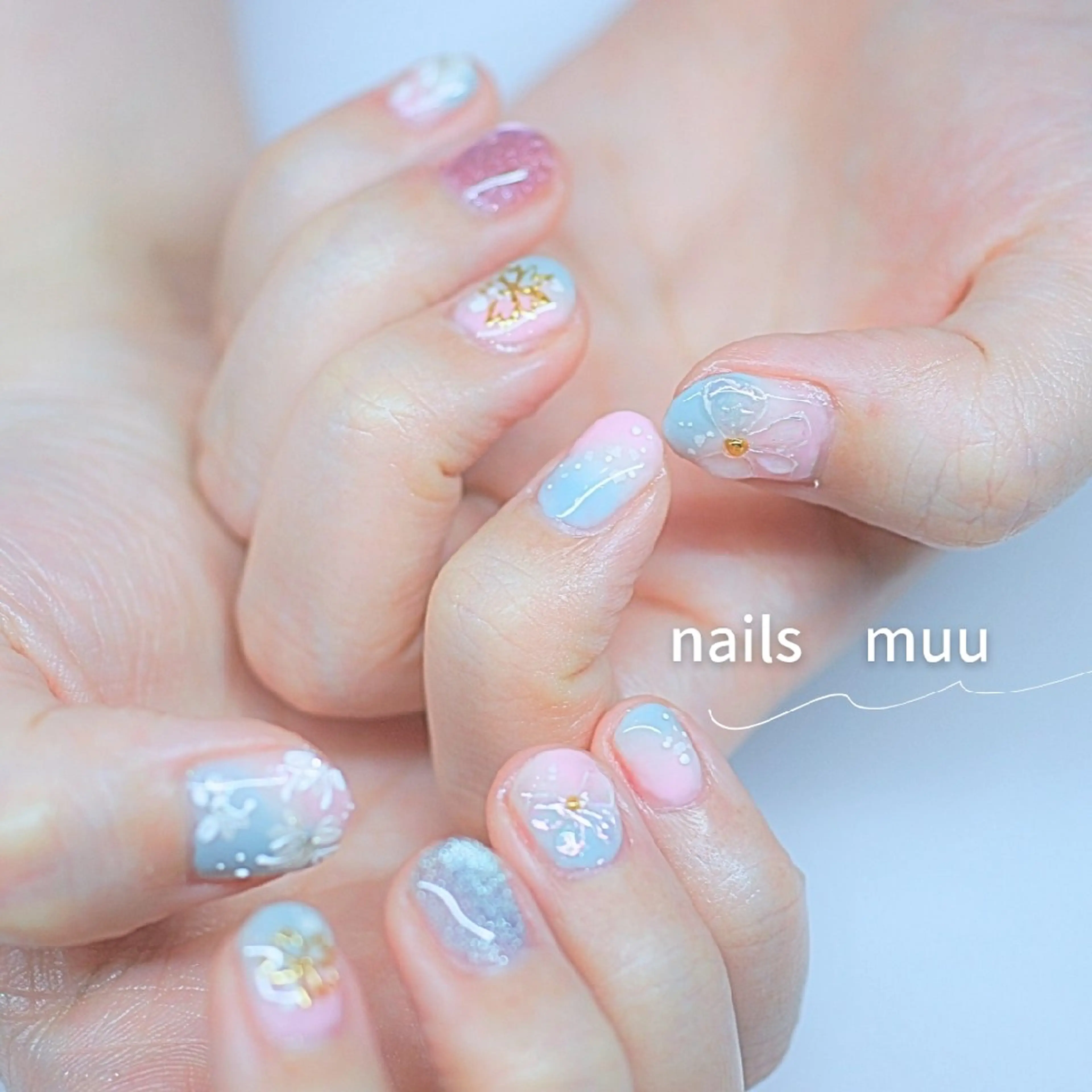 ネイル アートネイル オーロラネイル 桜ネイル クリアネイル 水色 ハンドネイル nails muu まゆのネイルデザイン