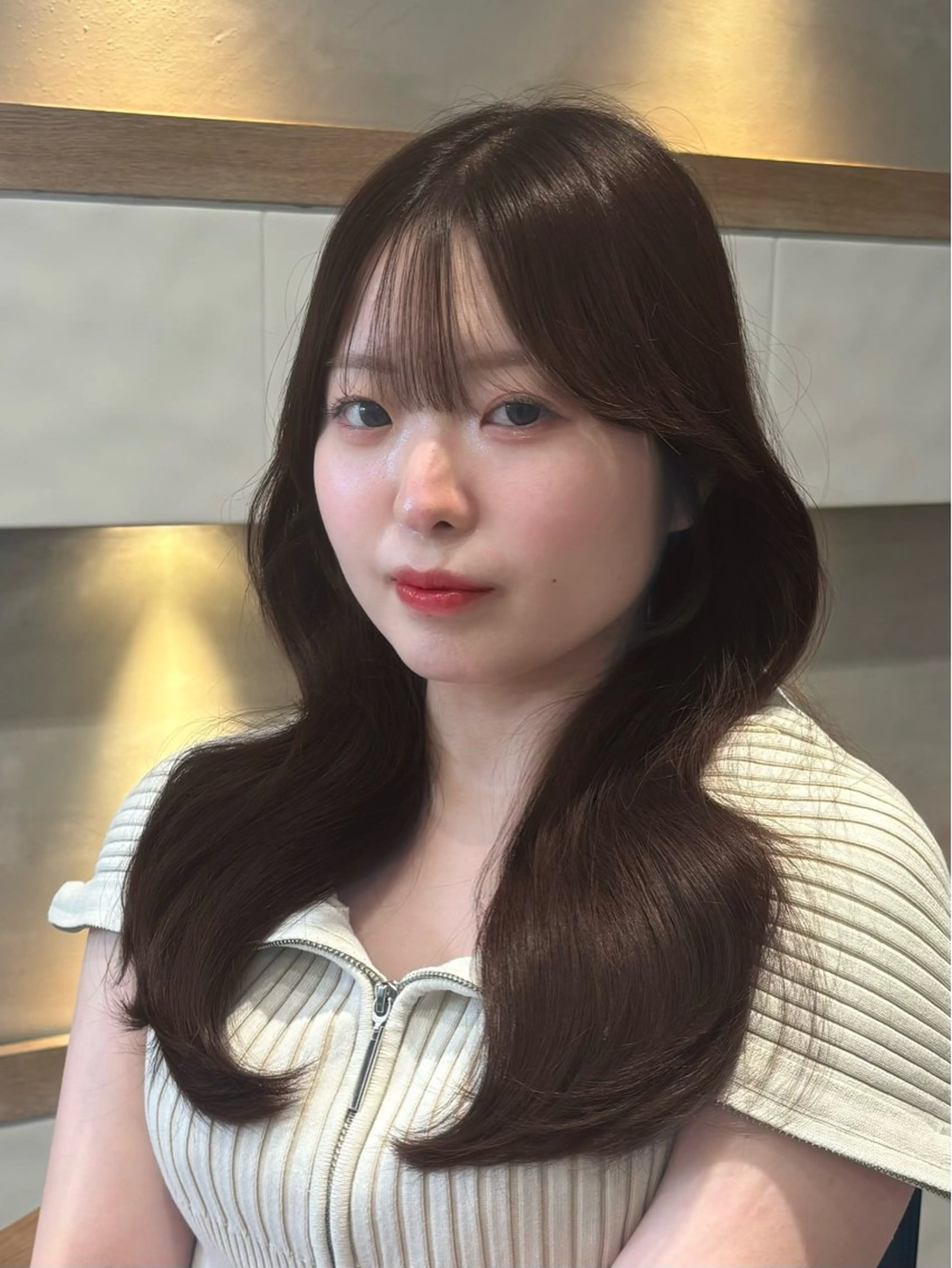 ロング くびれヘア カット ヘアカラー トリートメント 韓国レイヤー顔周り カット髪質改善しゅんのヘアスタイル