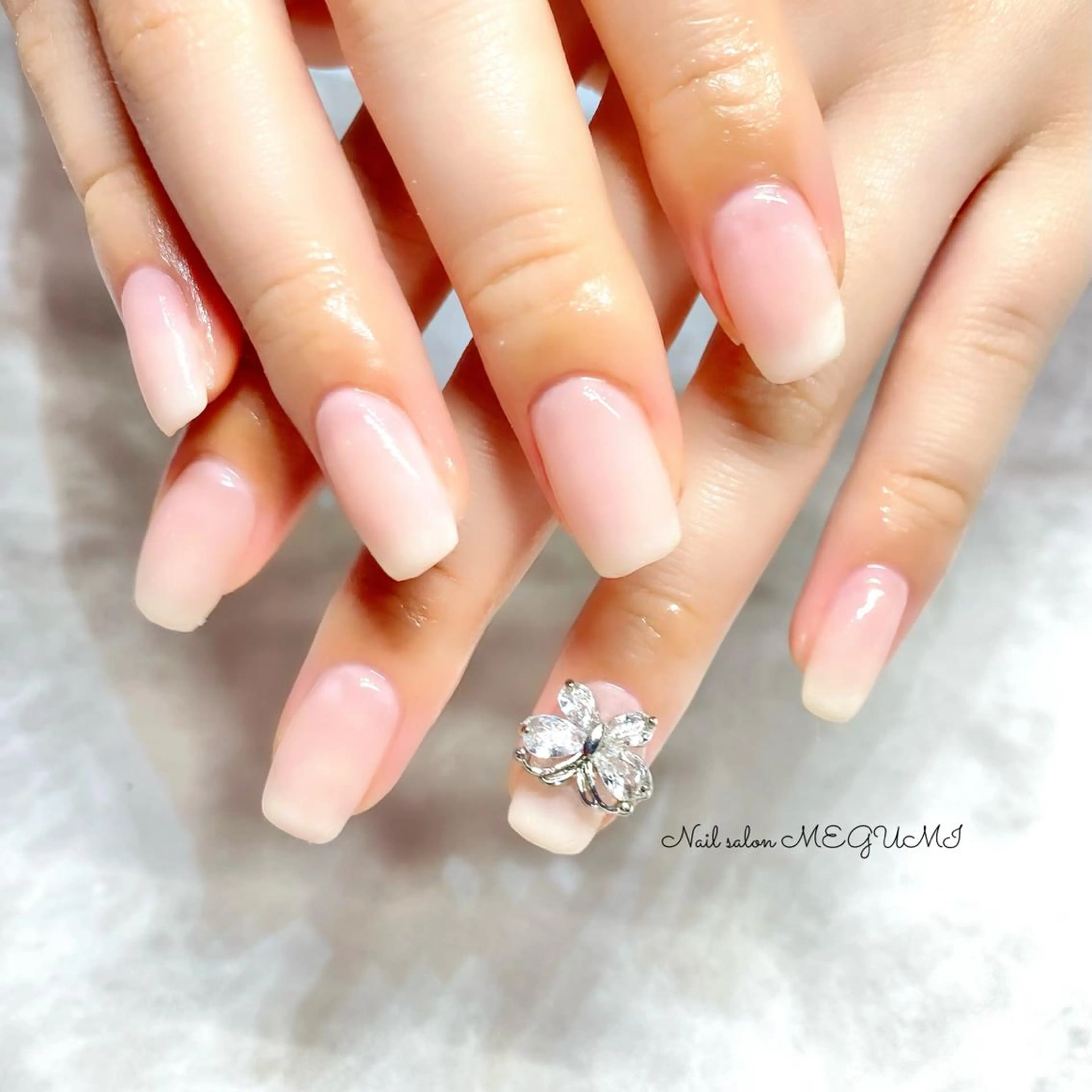 ネイル Nail salon MEGUMIのネイルデザイン