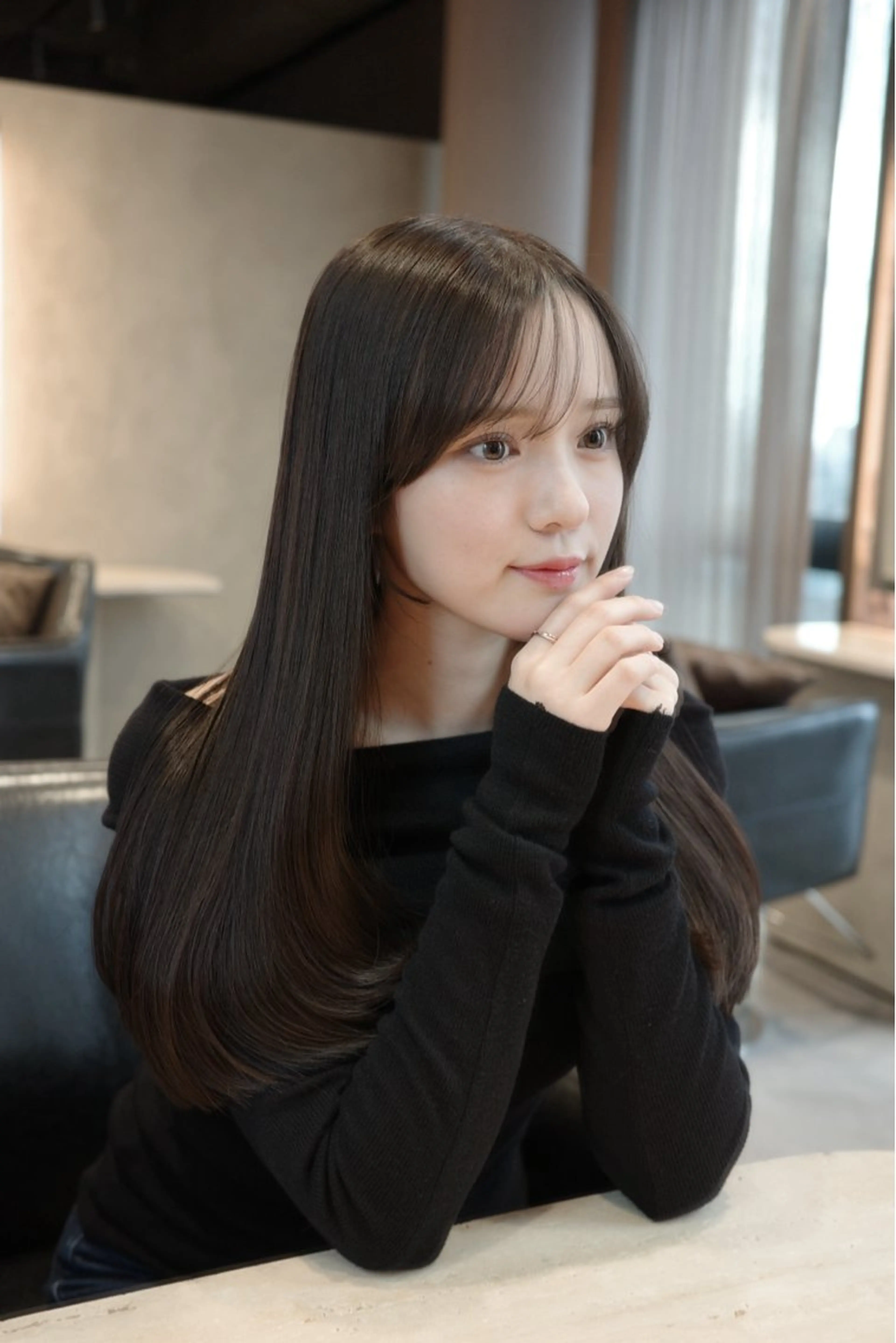 ロング レイヤーカット トリートメント カット ヘアカラー トリートメント L'EANE THE TOKYO所属・美顔形成カット｜青山 髪質改善｜三浦秀太郎のヘアスタイル