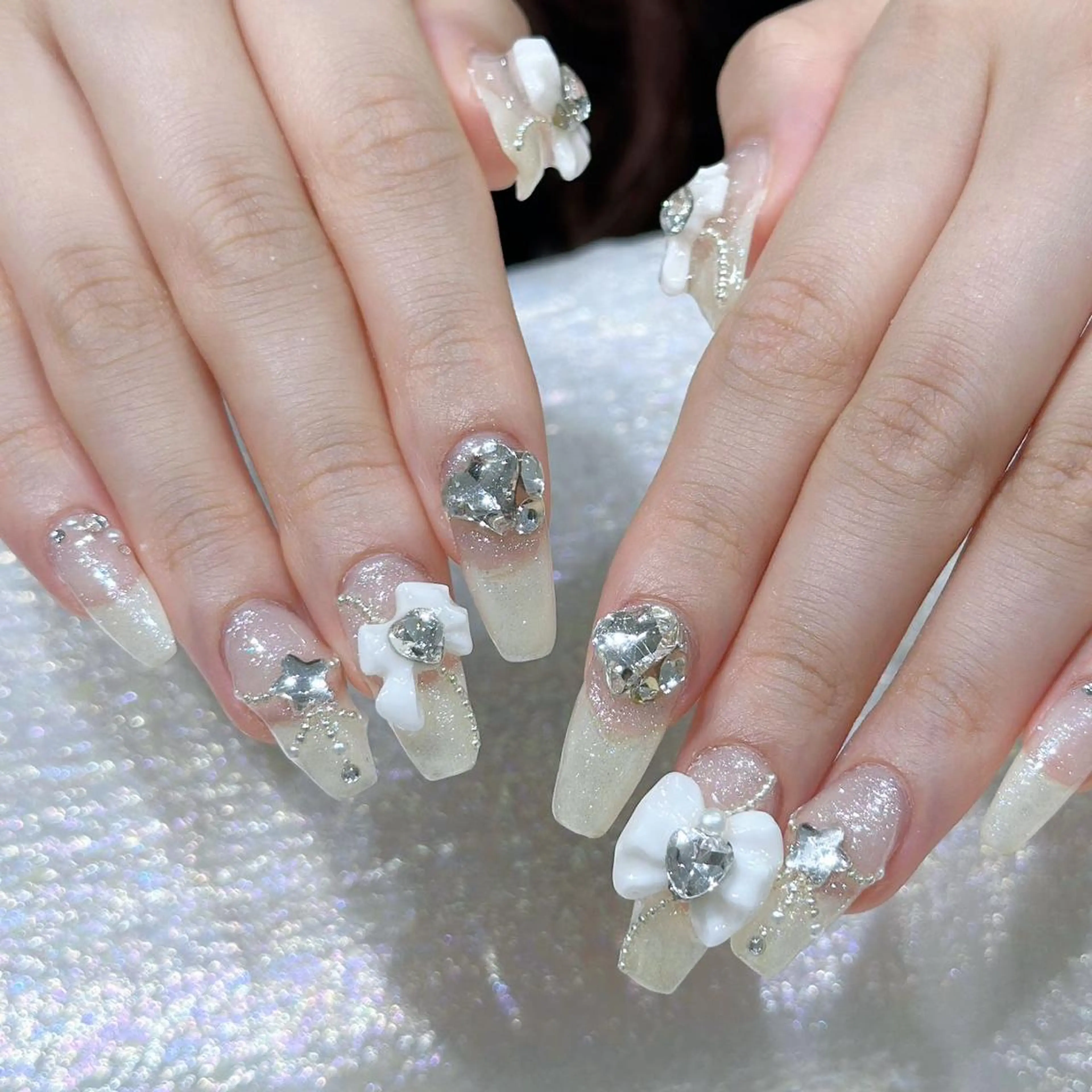 ネイル ハンドネイル Queens マオのネイルデザイン