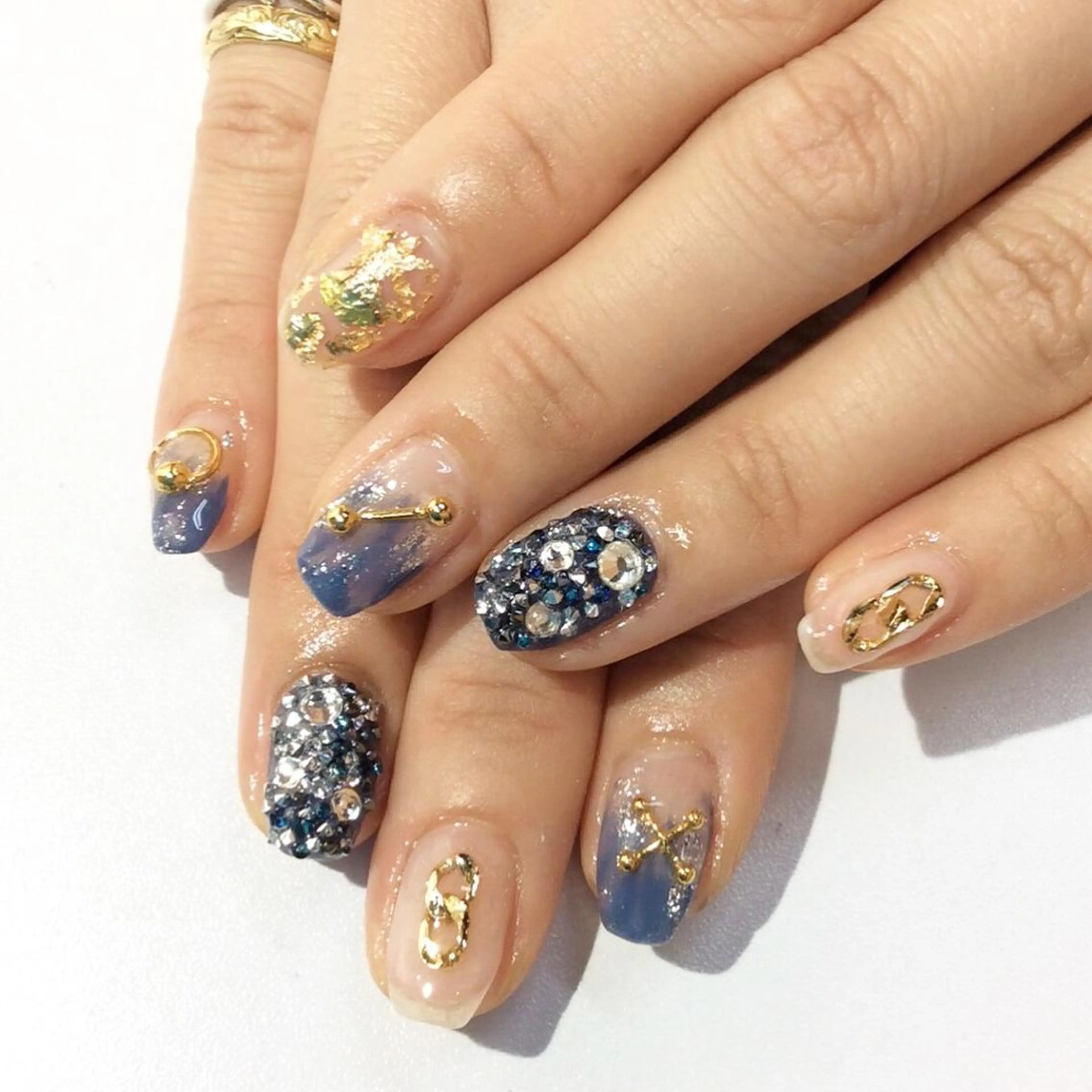 ネイル マツエク・マツパ ネイビー esNail&eye イーズネイル＆アイのネイルデザイン