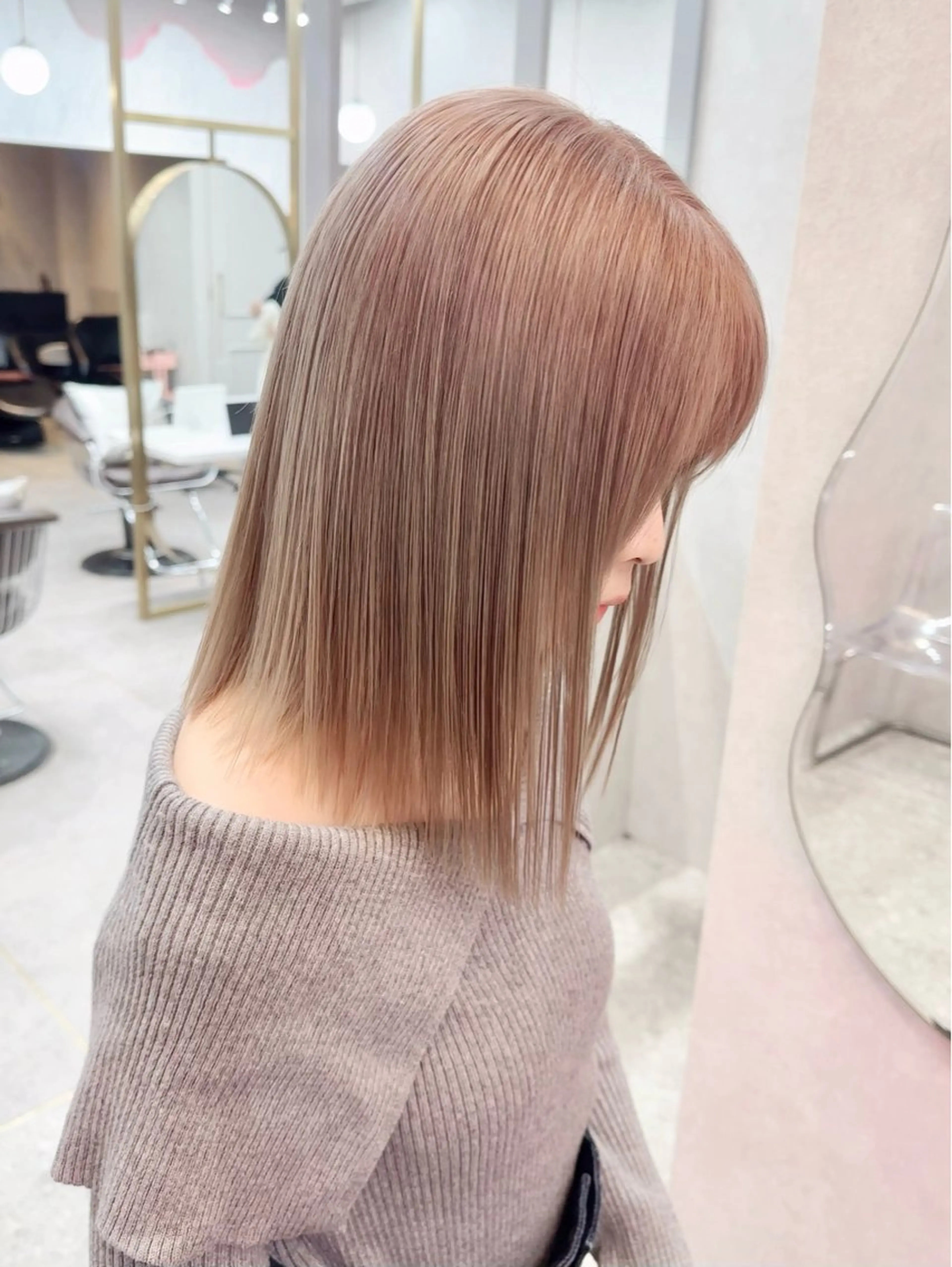 ミディアム カラー ヘアアレンジ ヘアカラー トリートメント yuuto🌈 冬の透け感カラーのヘアスタイル