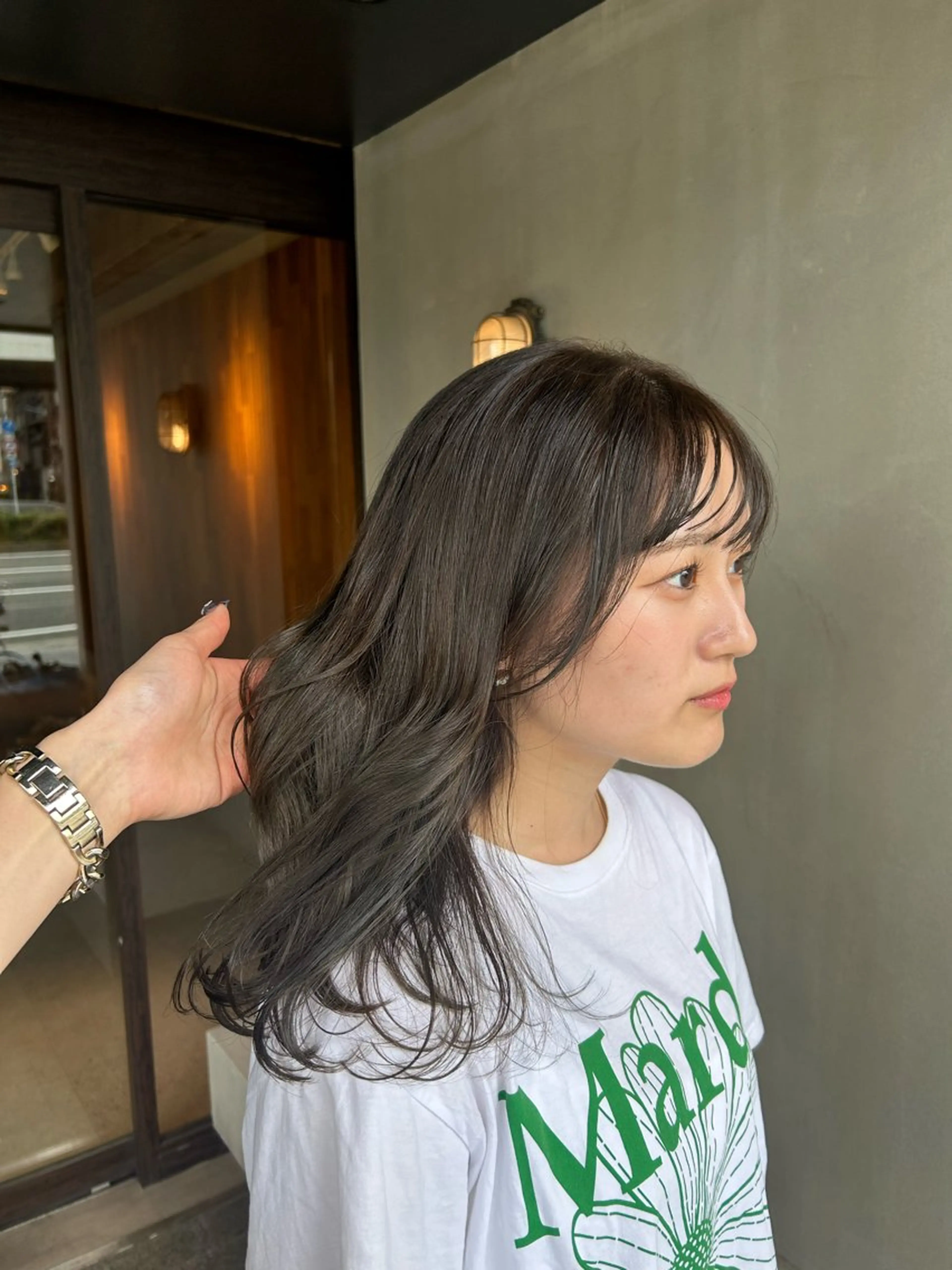 ロング カラー グレージュ オリーブグレージュ オリーブグレー ヘアカラー Lolonois野田 ヒガシ カイリ🐬のヘアスタイル