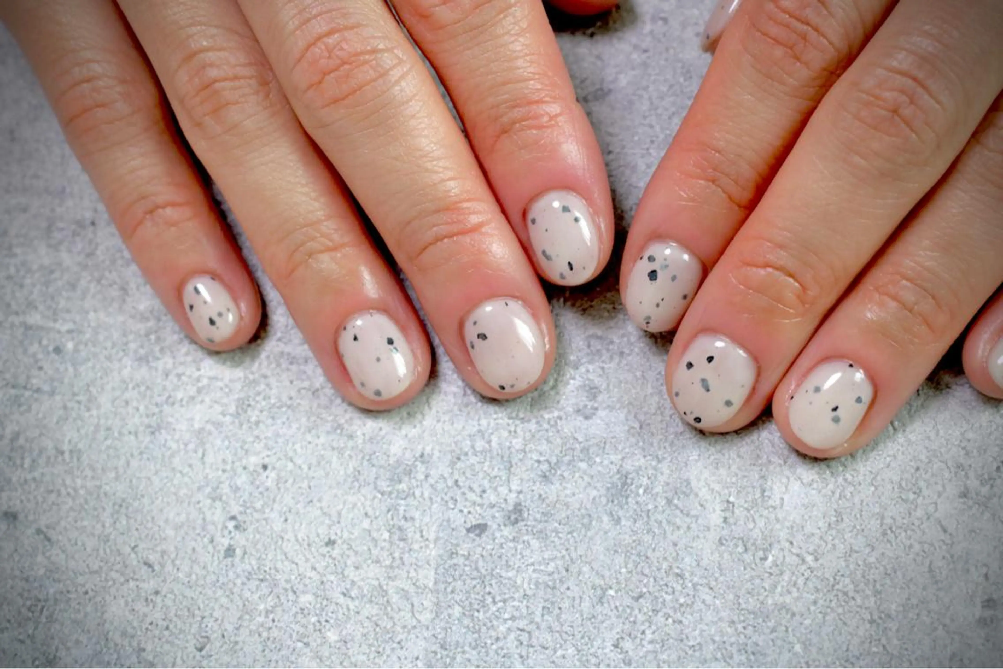 ネイル オーロラネイル カジュアル ジェルネイル ラメ(グリッター) マグネットネイル MH Nailのネイルデザイン