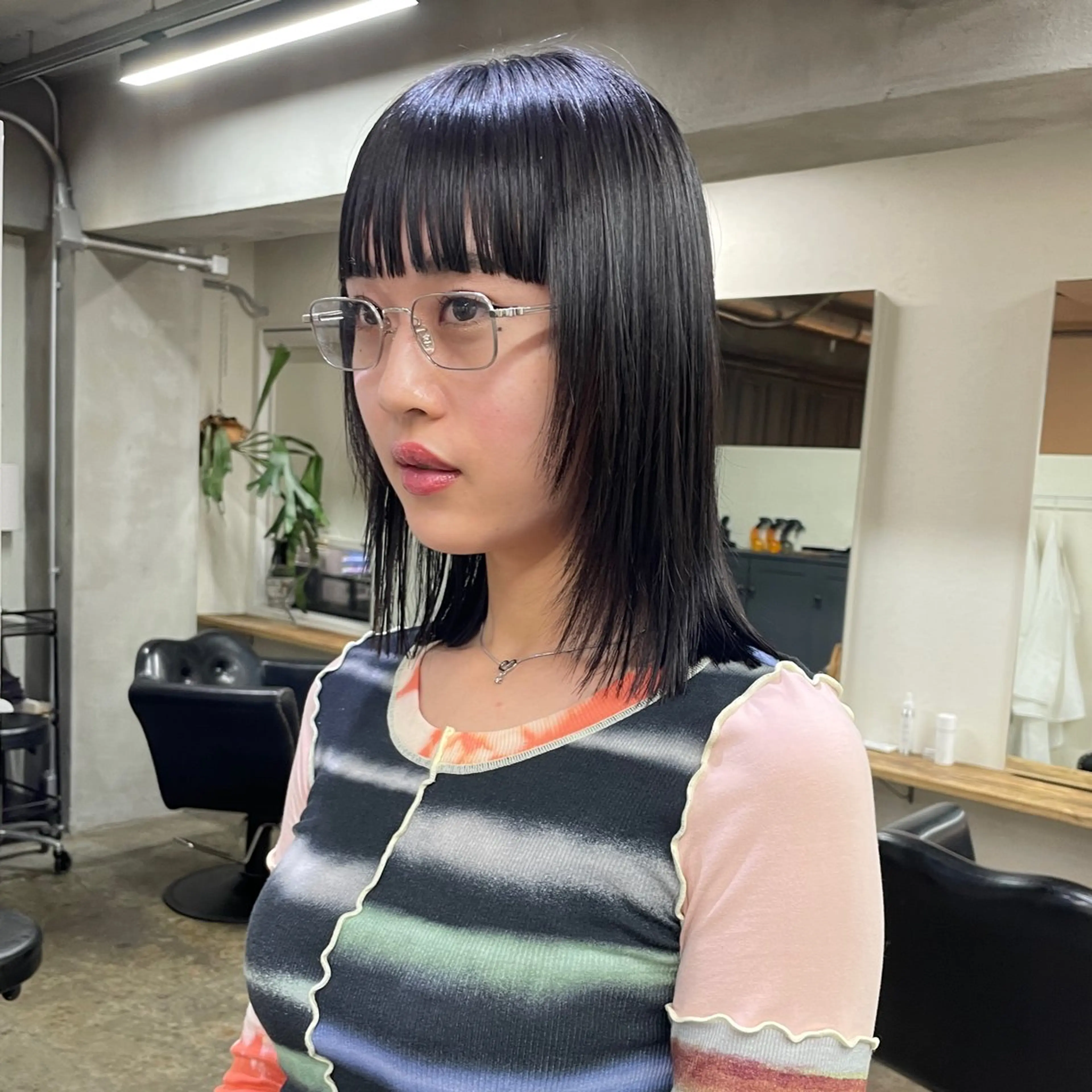 ミディアム カラー 顔まわりレイヤー 顔周りカット レイヤーカット 縮毛矯正 カット 縮毛矯正 トリートメント 野村矩樂/パーマ /縮毛矯正のヘアスタイル