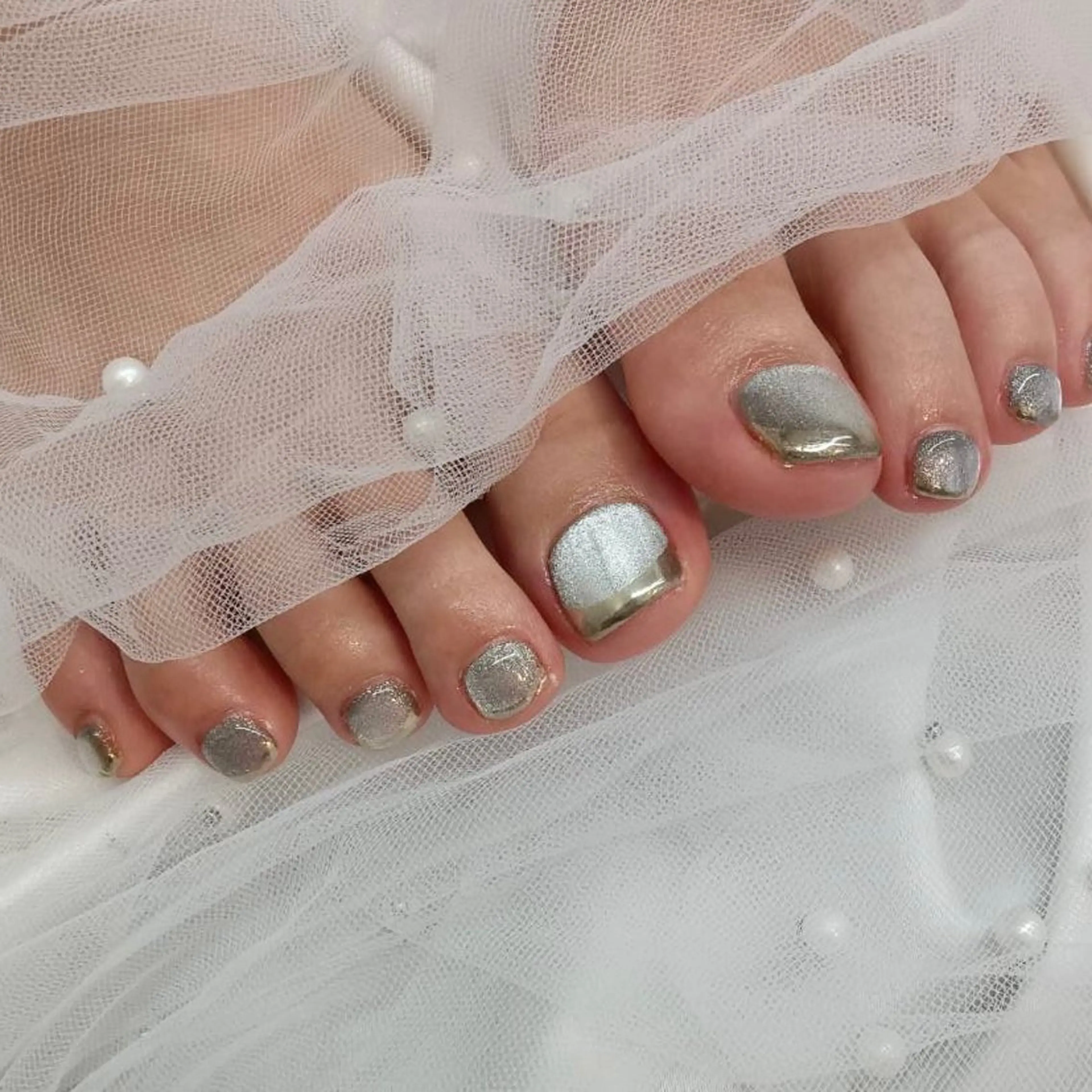 ご新規さま限定　　フット👣マグネット・フラッシュ・ミラー込み⚡️アートつけ放題(オフ代込)の写真