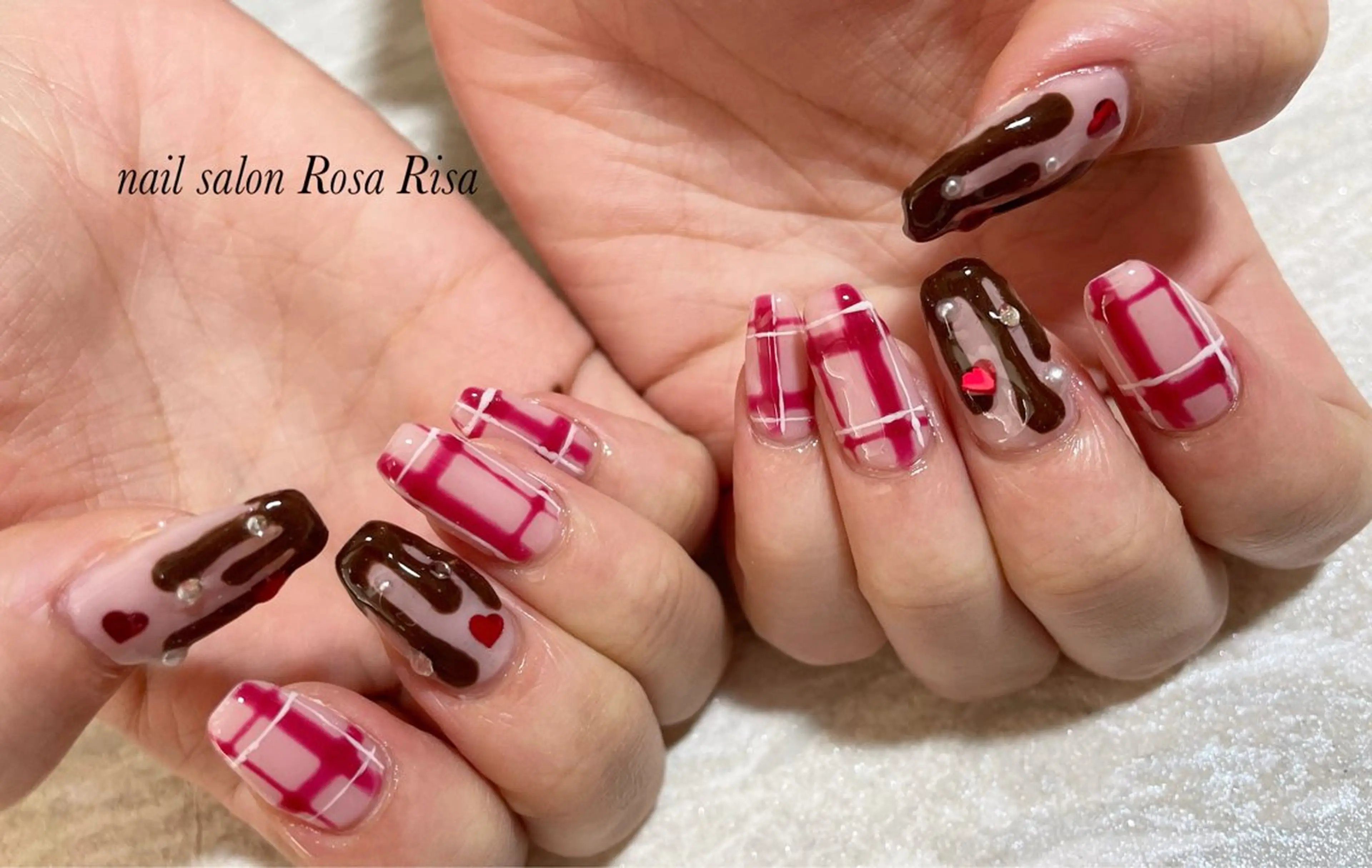 ネイル バレンタイン ハンドネイル ネイルスタジオ シェイクユアハンズのネイルデザイン