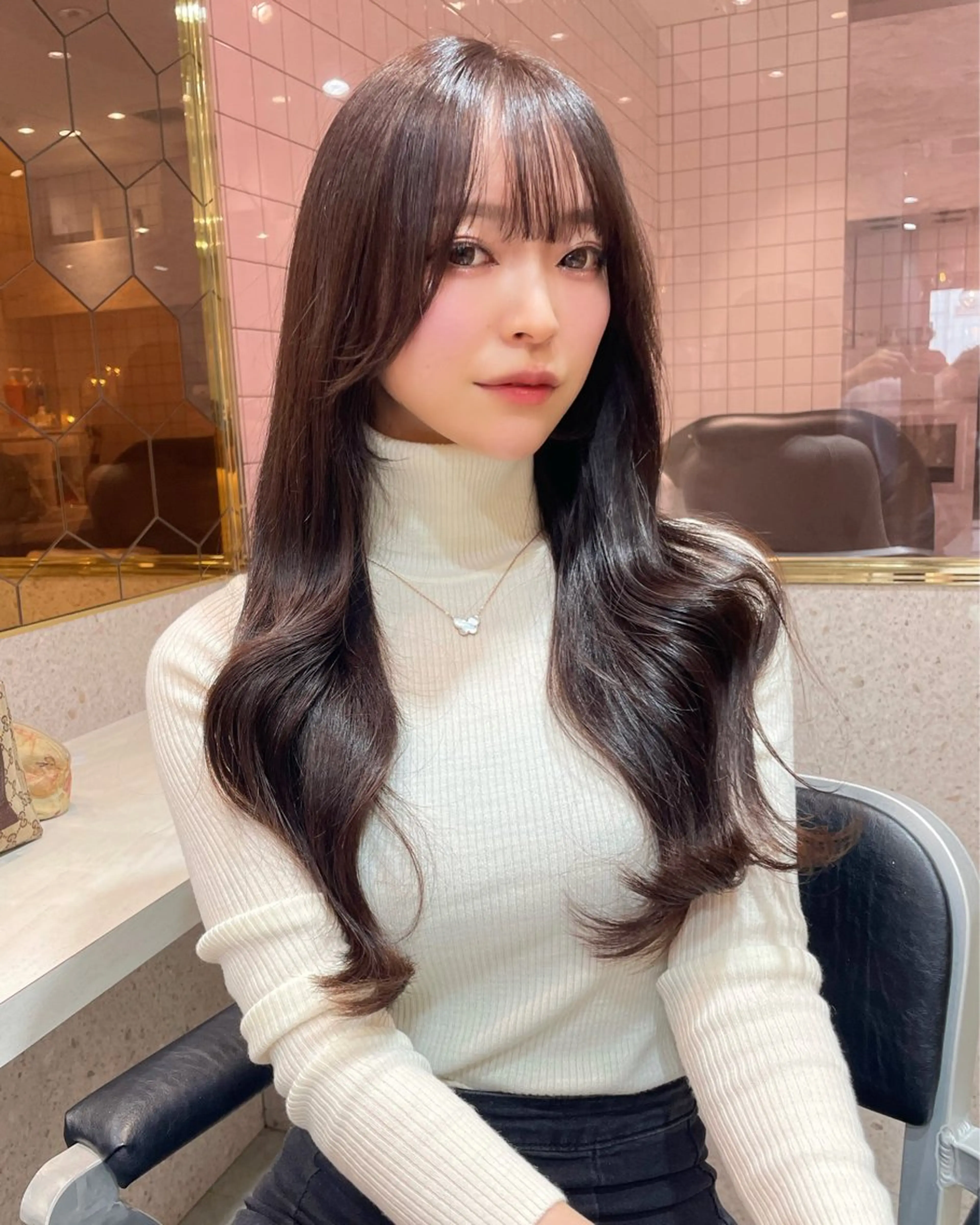 ロング カラー カット ヘアカラー トリートメント 韓国ヘア🤍顔周り/ 髪質改善✨/林遼一郎のヘアスタイル