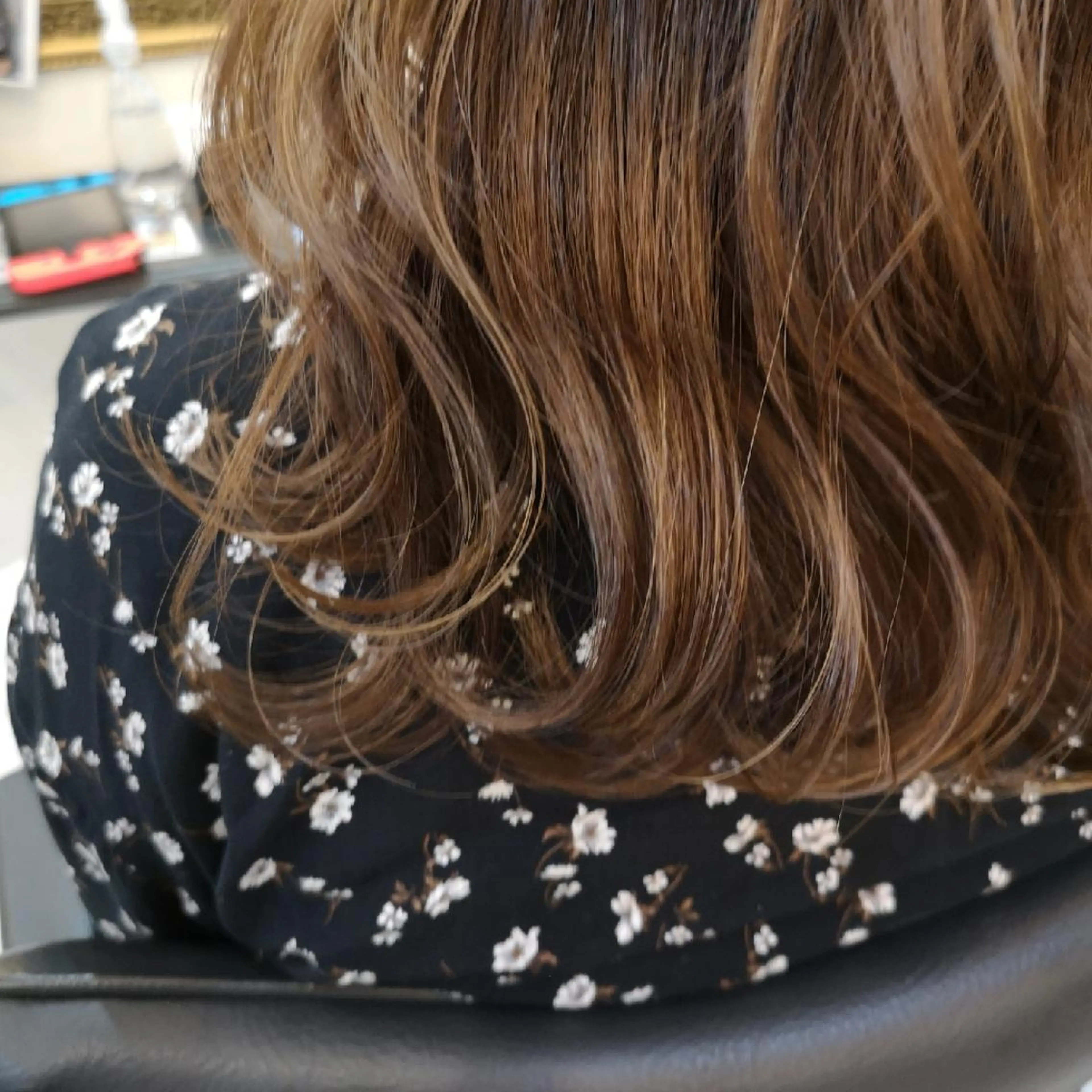 ミディアム カラー 透明感カラー イルミナカラー レイヤーカット ローレイヤー ✨艶髪✖癒し✨🍀 miyazawaのヘアスタイル