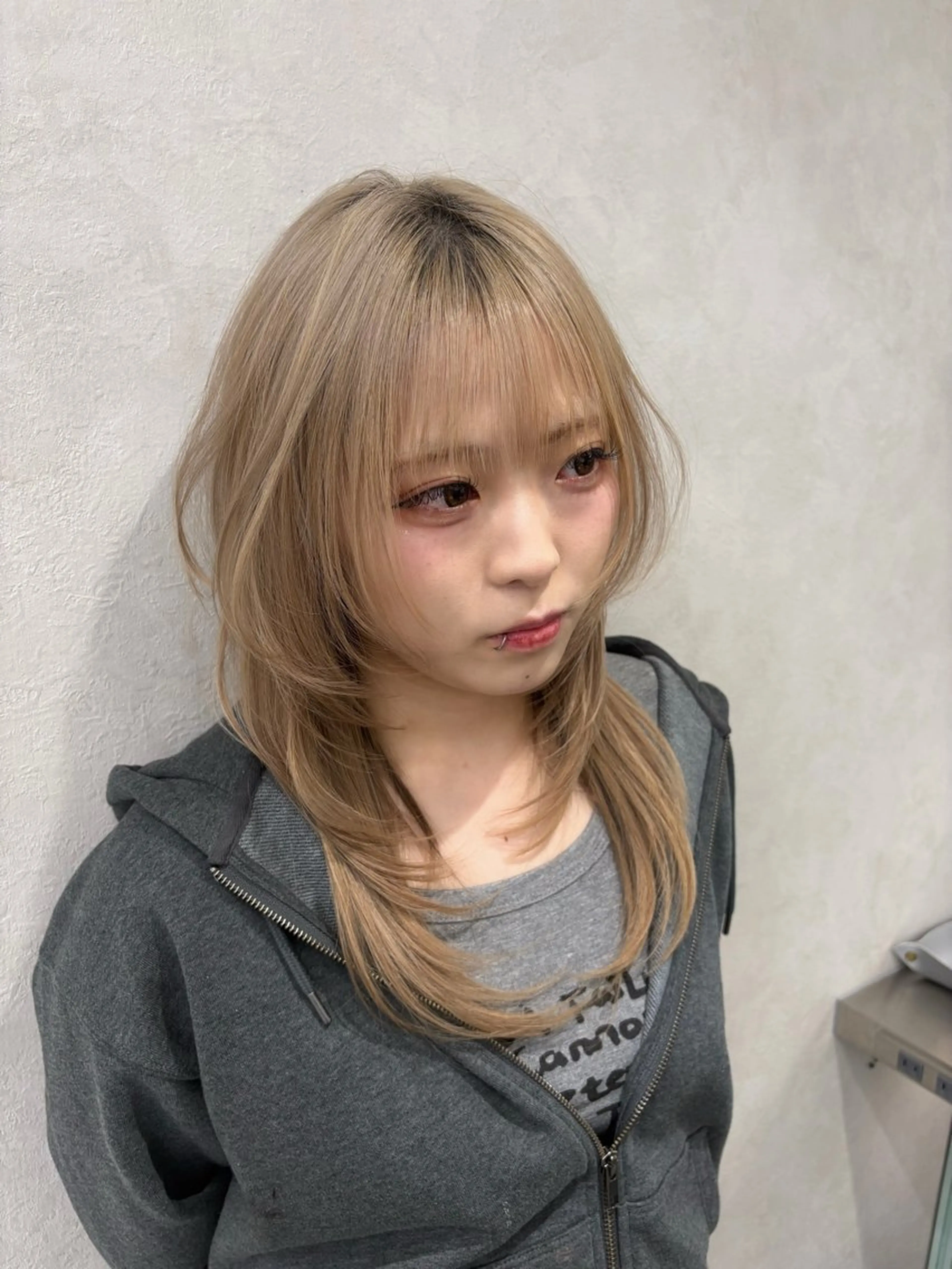 セミロング ハッシュカット ハイレイヤー レイヤーカット Yuta✂︎ 韓国レイヤー🪽のヘアスタイル