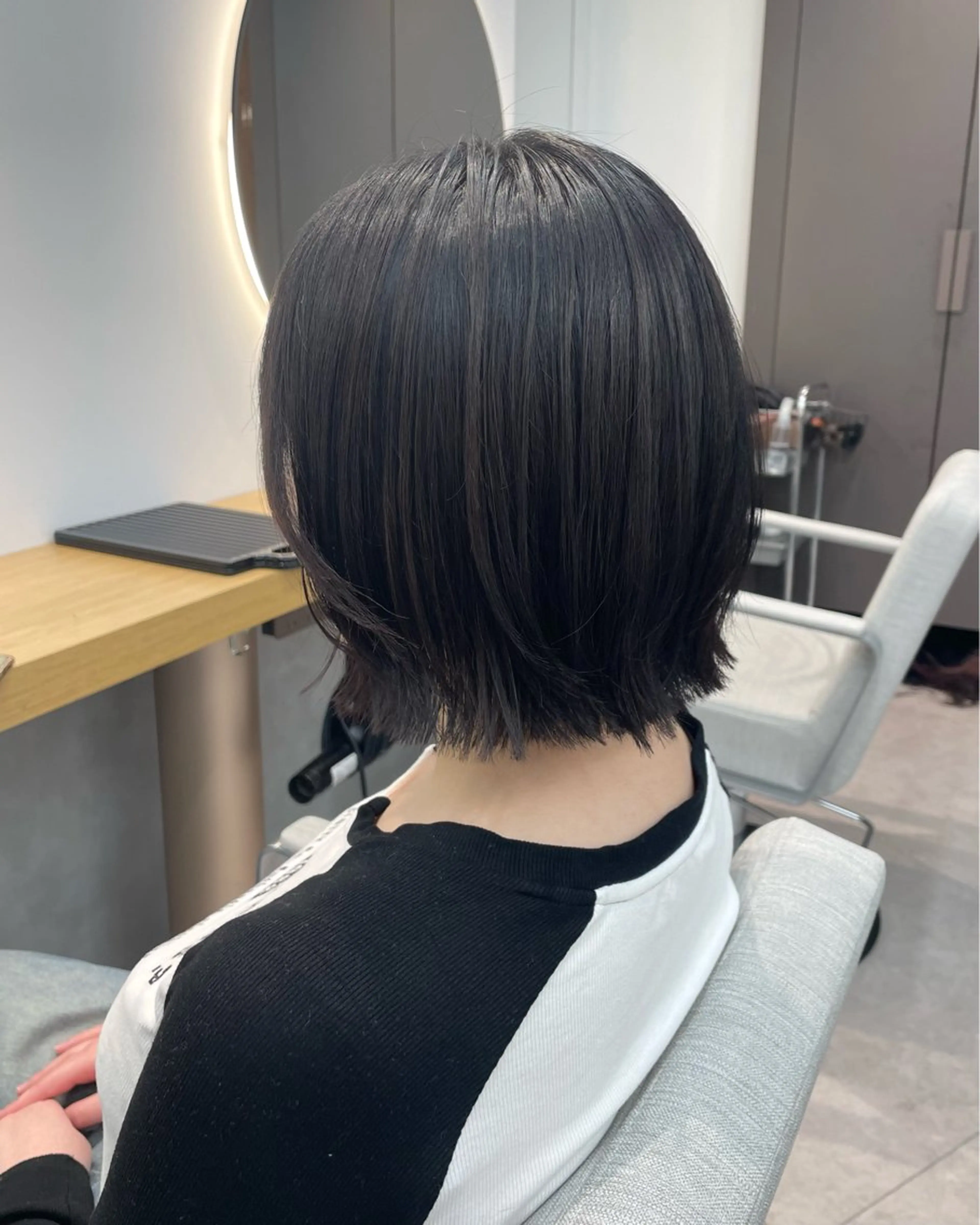 ショート ボブレイヤー ボブ レイヤーカット 澤 佑華 🎀 透明感カラーのヘアスタイル