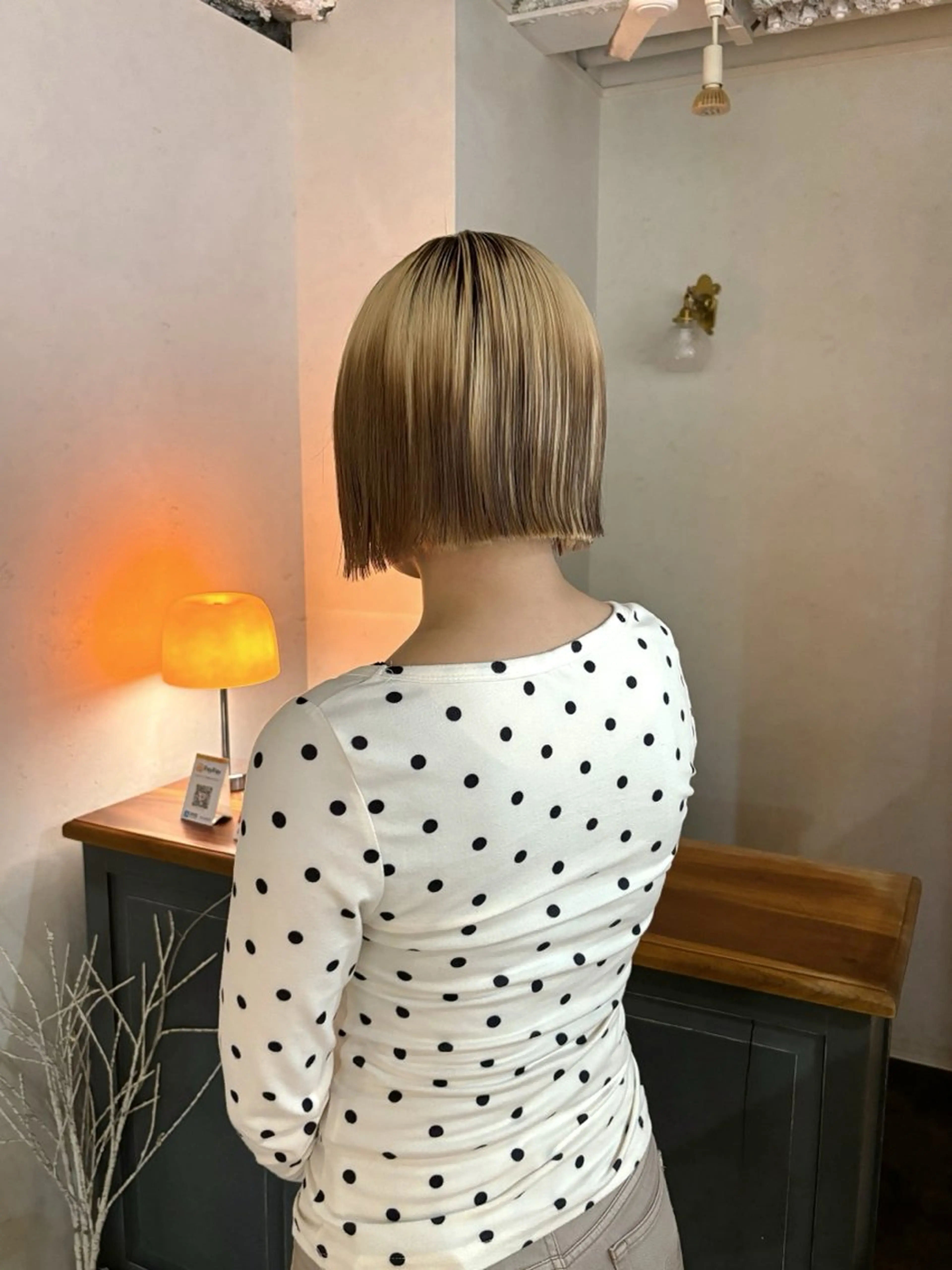 ショート ボブ 林　蓮／レイヤー /透明感カラーのヘアスタイル