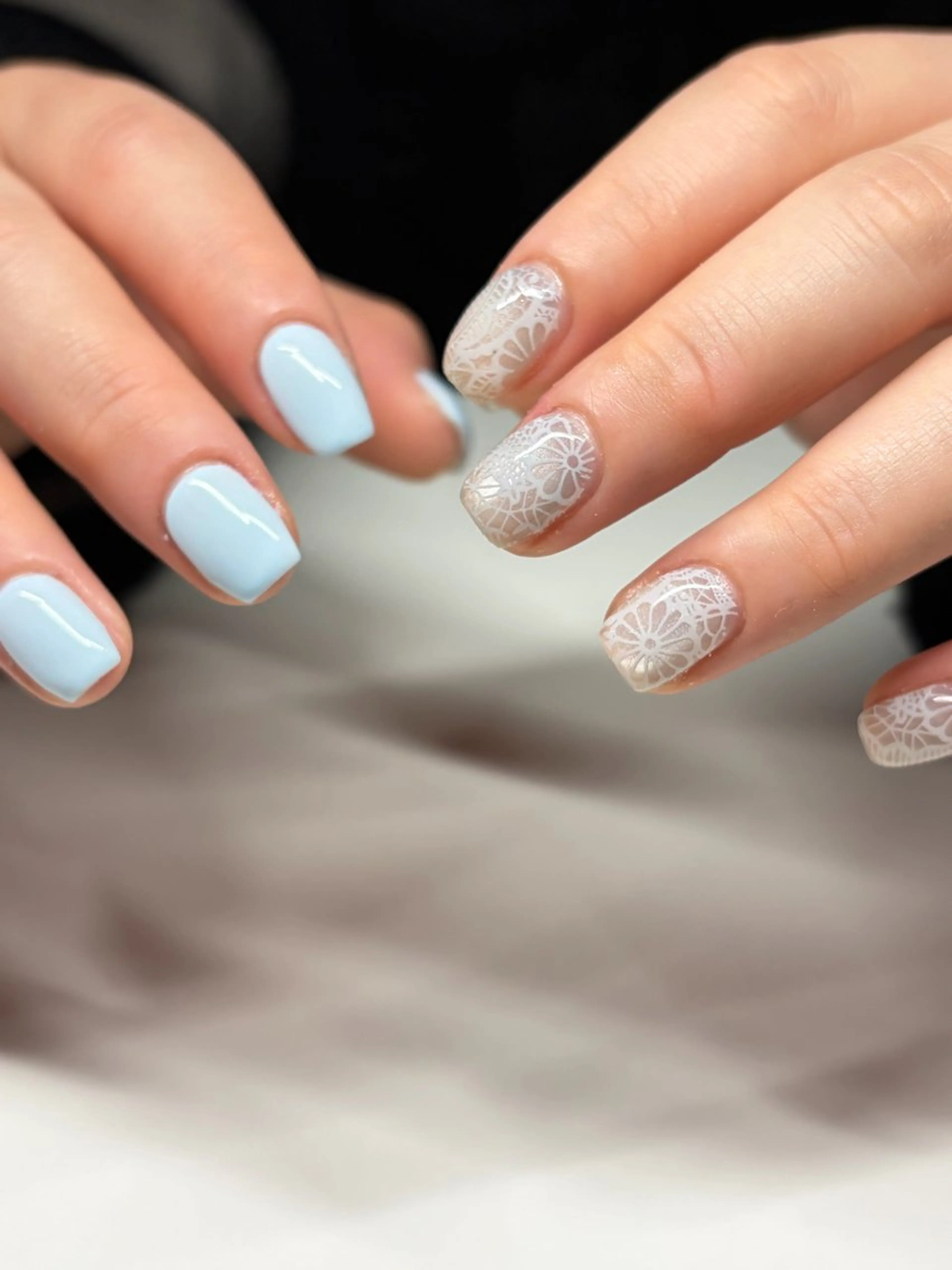 ネイル レース 水色 ワンカラーネイル 前田 凜のネイルデザイン