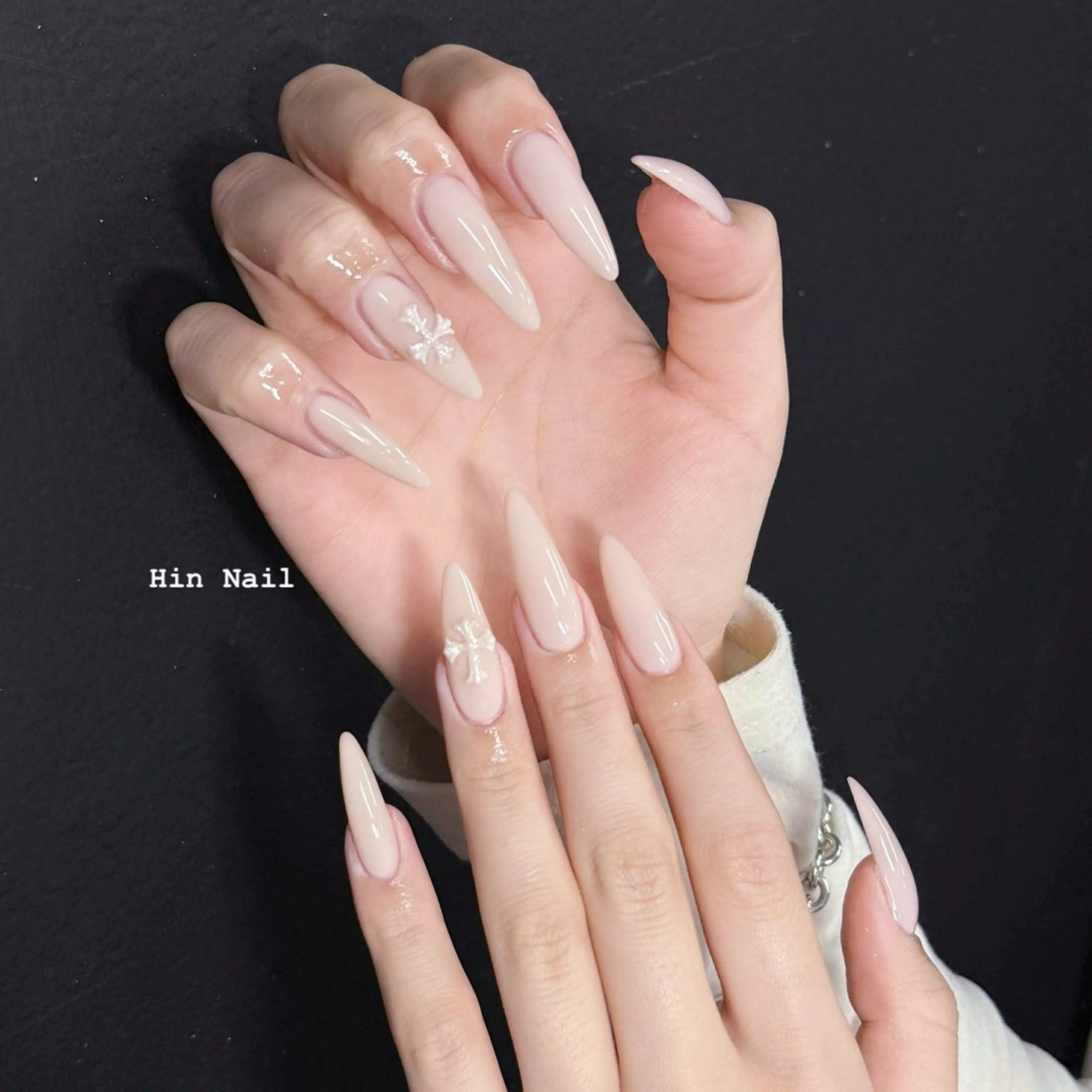 ネイル ハンドネイル HIN NAILのネイルデザイン