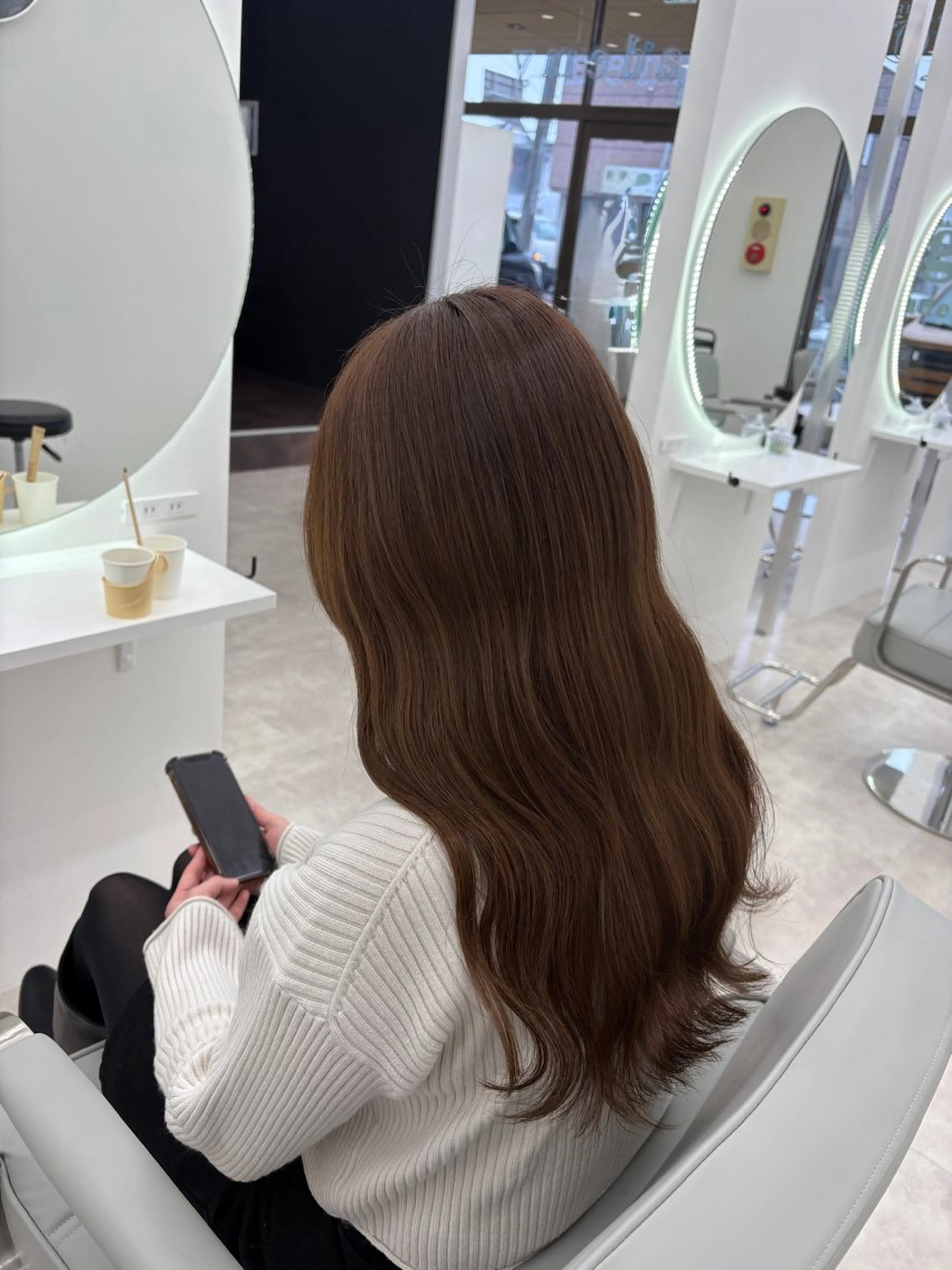 カラー ヘアカラー トリートメント 伊藤 麻琴のヘアスタイル