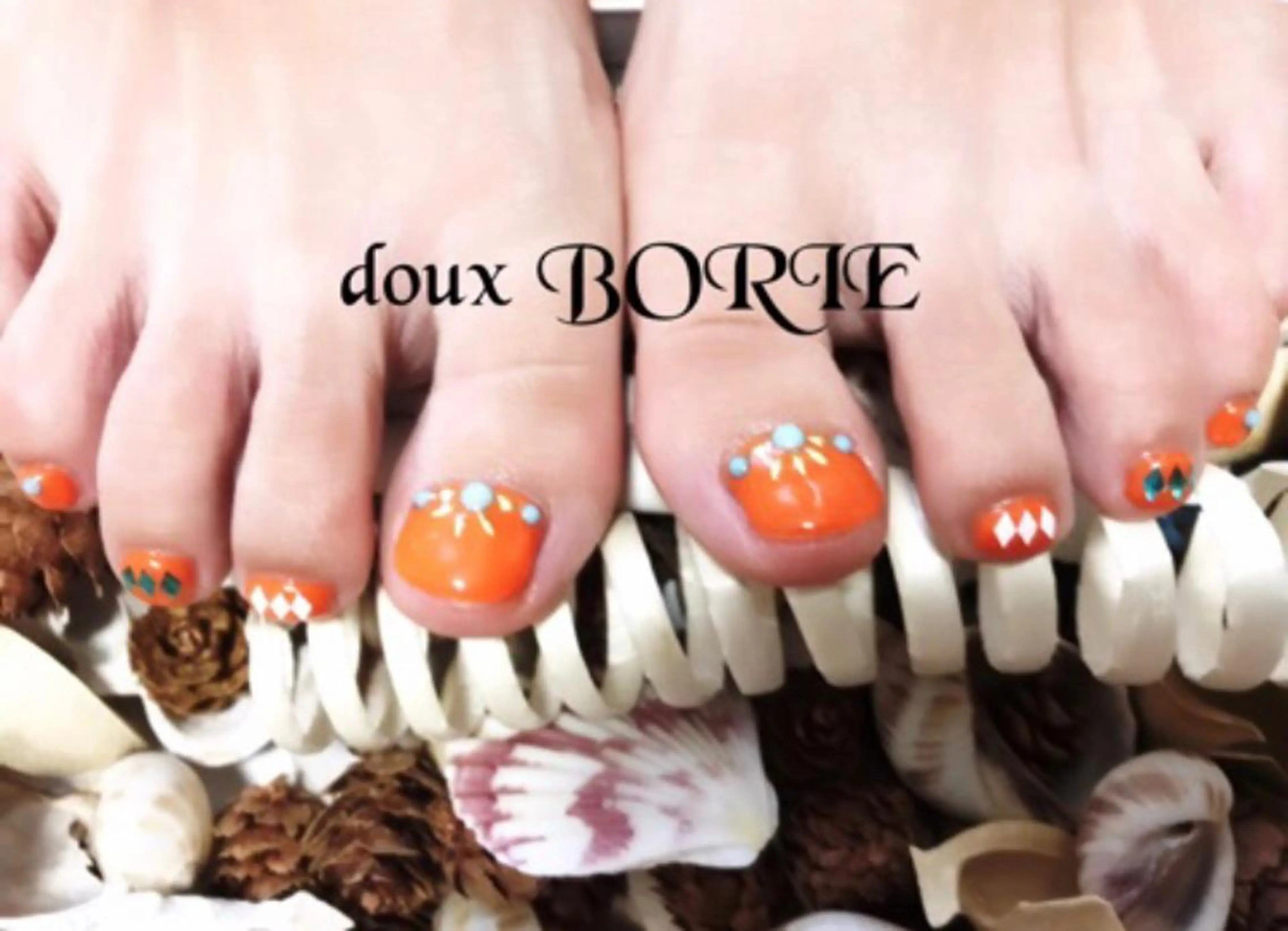 ネイル doux BORIEのネイルデザイン