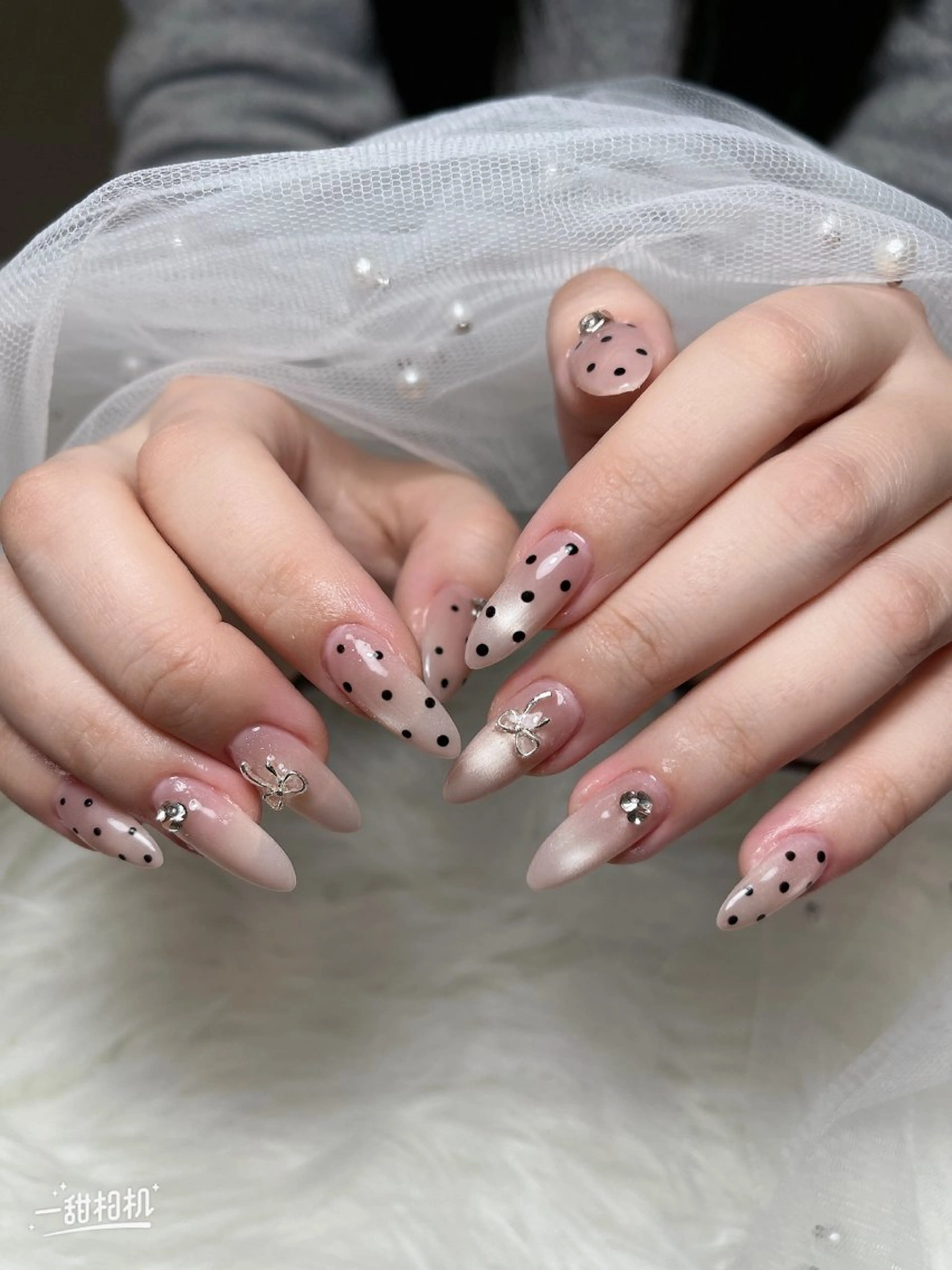 ネイル 長さ出し フレンチネイル グラデーション 卒業式 マグネットネイル ハンドネイル MIHANA ZENのネイルデザイン