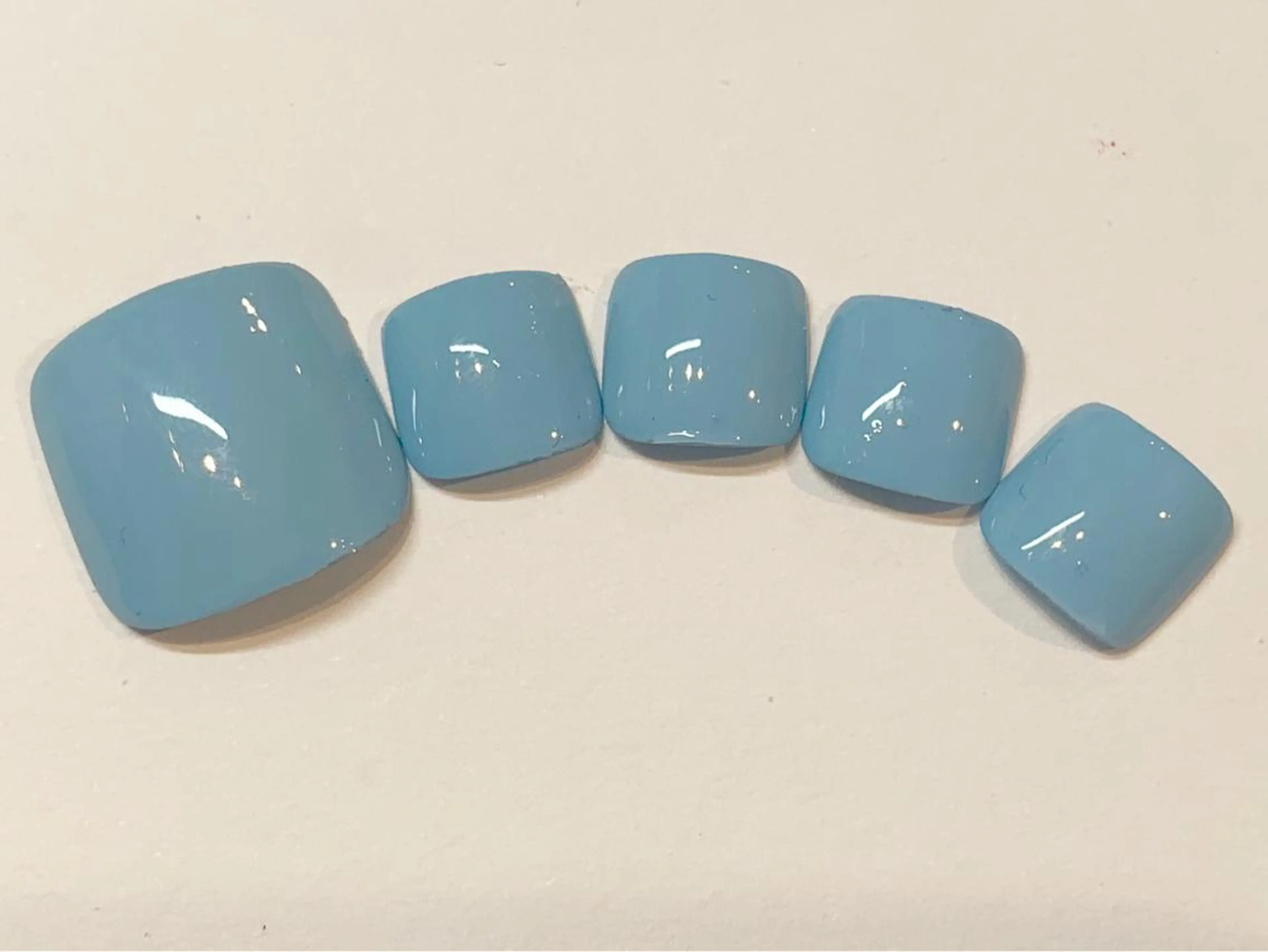 ネイル フットネイル ワンカラーネイル フットネイル #Rakuun所属・Rakuun のんのネイルデザイン