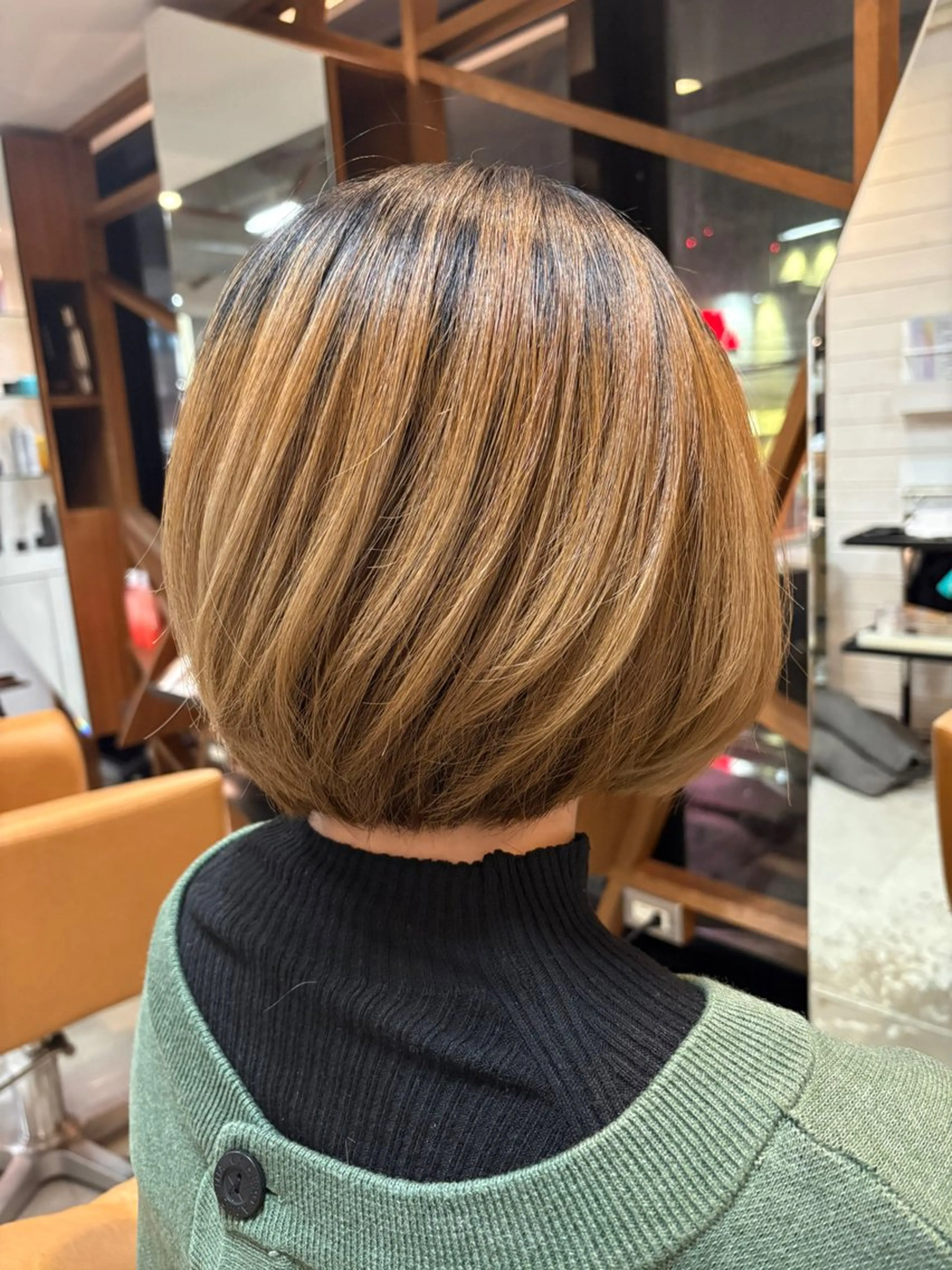 ショート ORO西宮/ ナカエ テッタのヘアスタイル