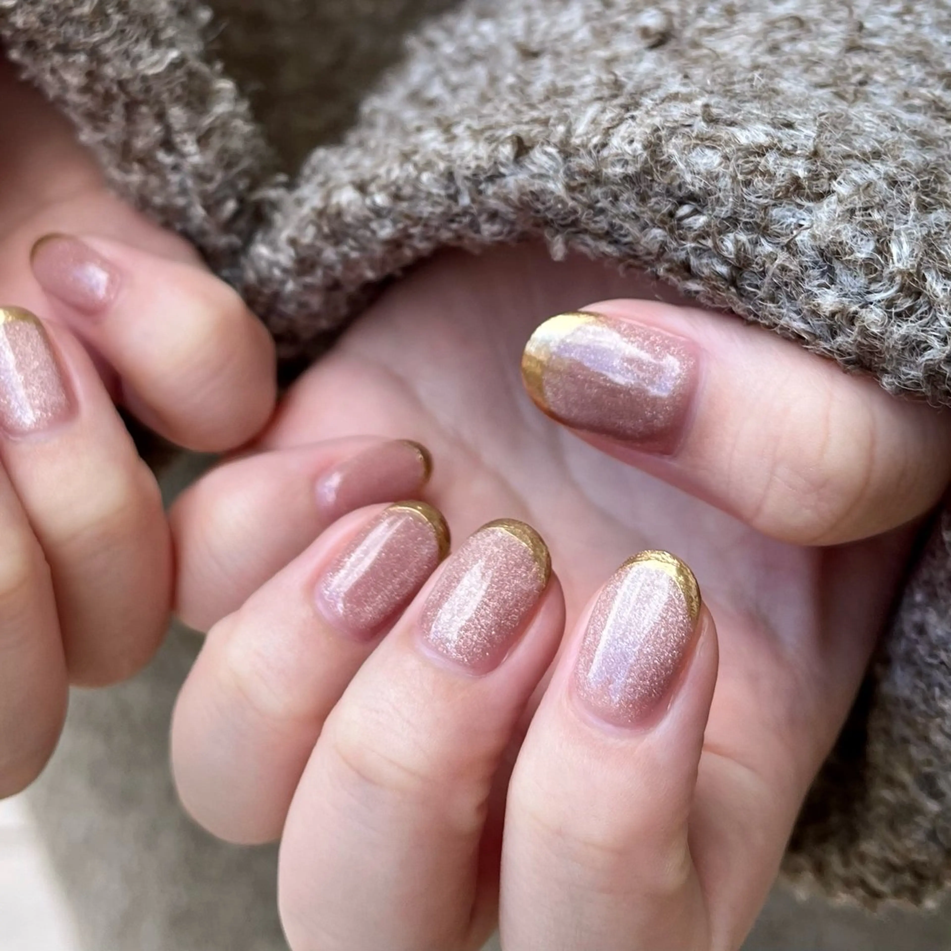 ネイル フレンチネイル マグネットネイル ミラーネイル kupu所属・ネイルサロン kupuのネイルデザイン