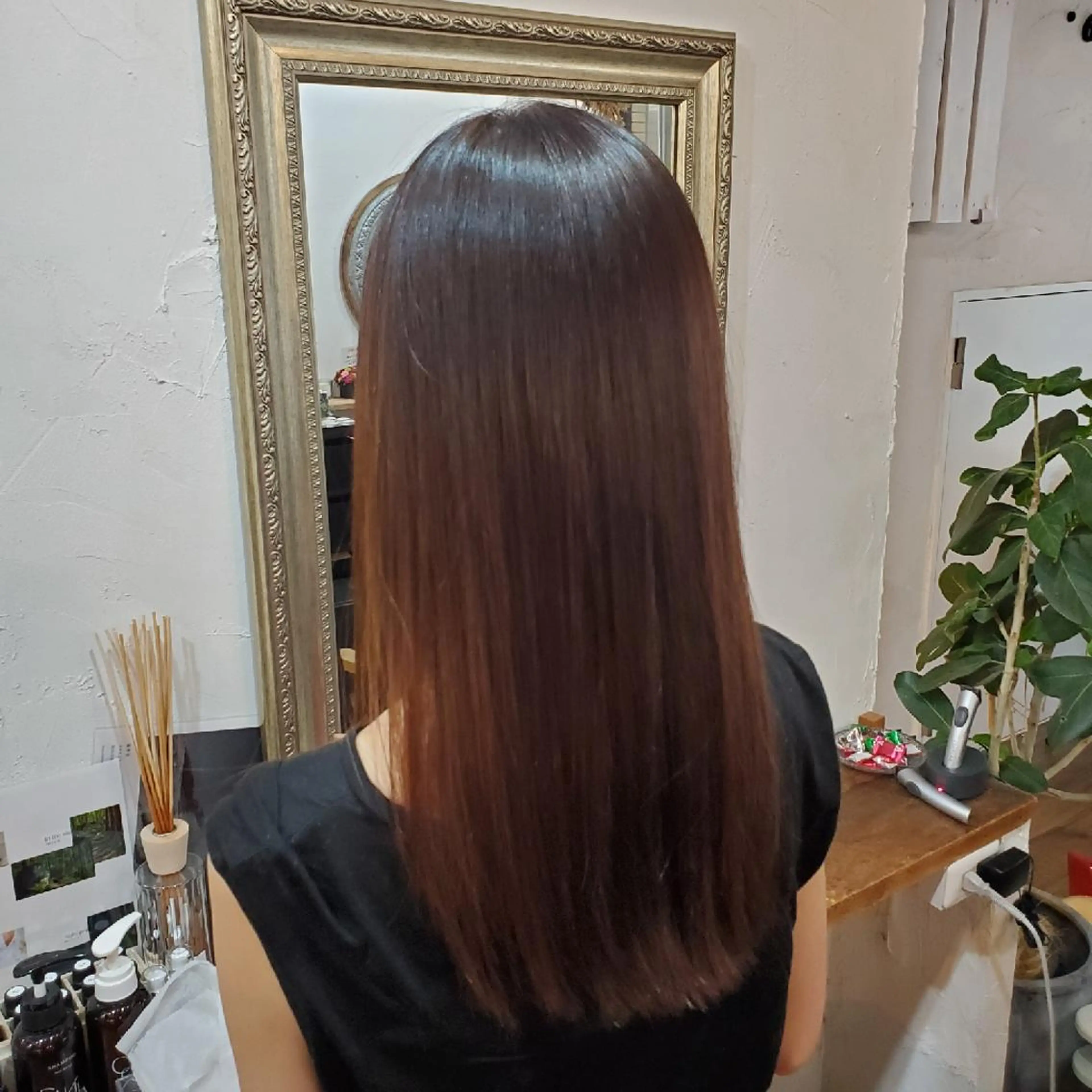 ロング カラー パーマ カット ヘアカラー 縮毛矯正 トリートメント フリーランス所属・韓国ヘア レイヤー くびれヘアMATSUのヘアスタイル