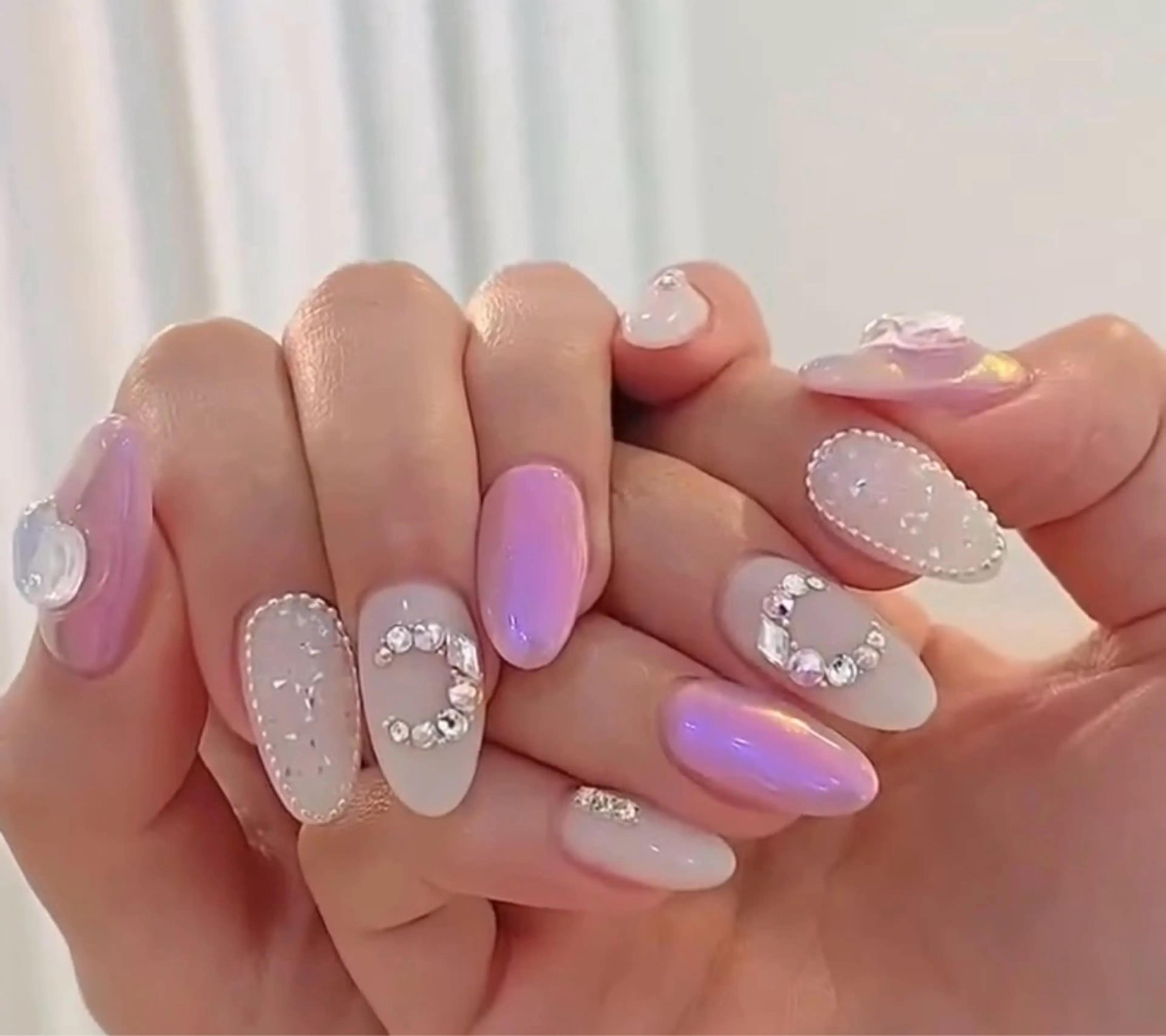 ネイル ハンドネイル ハンドケア NailSalon✨ Écrinエクランのネイルデザイン