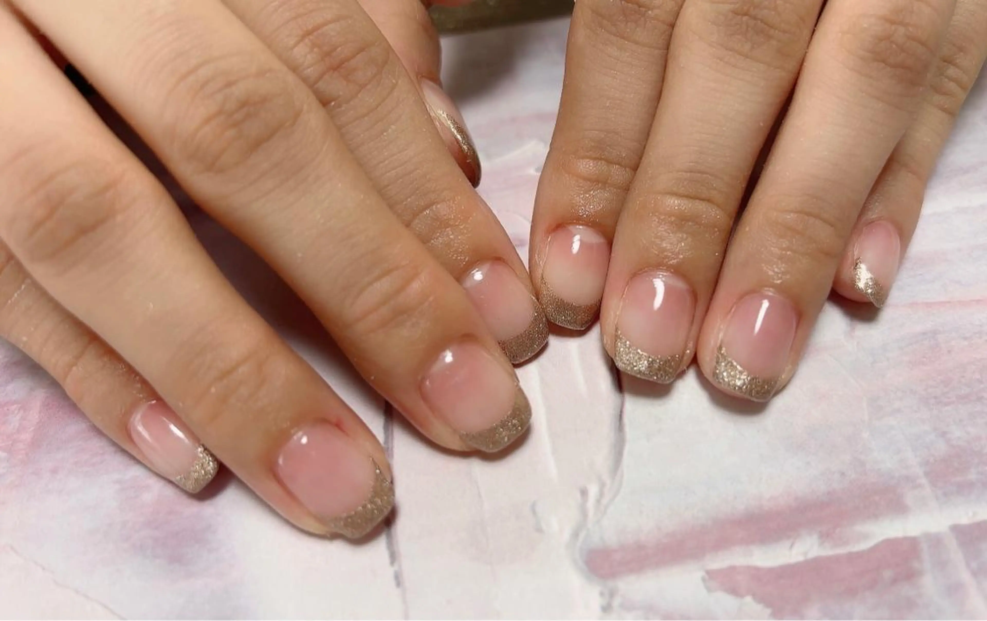 ネイル フレンチネイル ラメ(グリッター) kikinail 溝の口のネイルデザイン