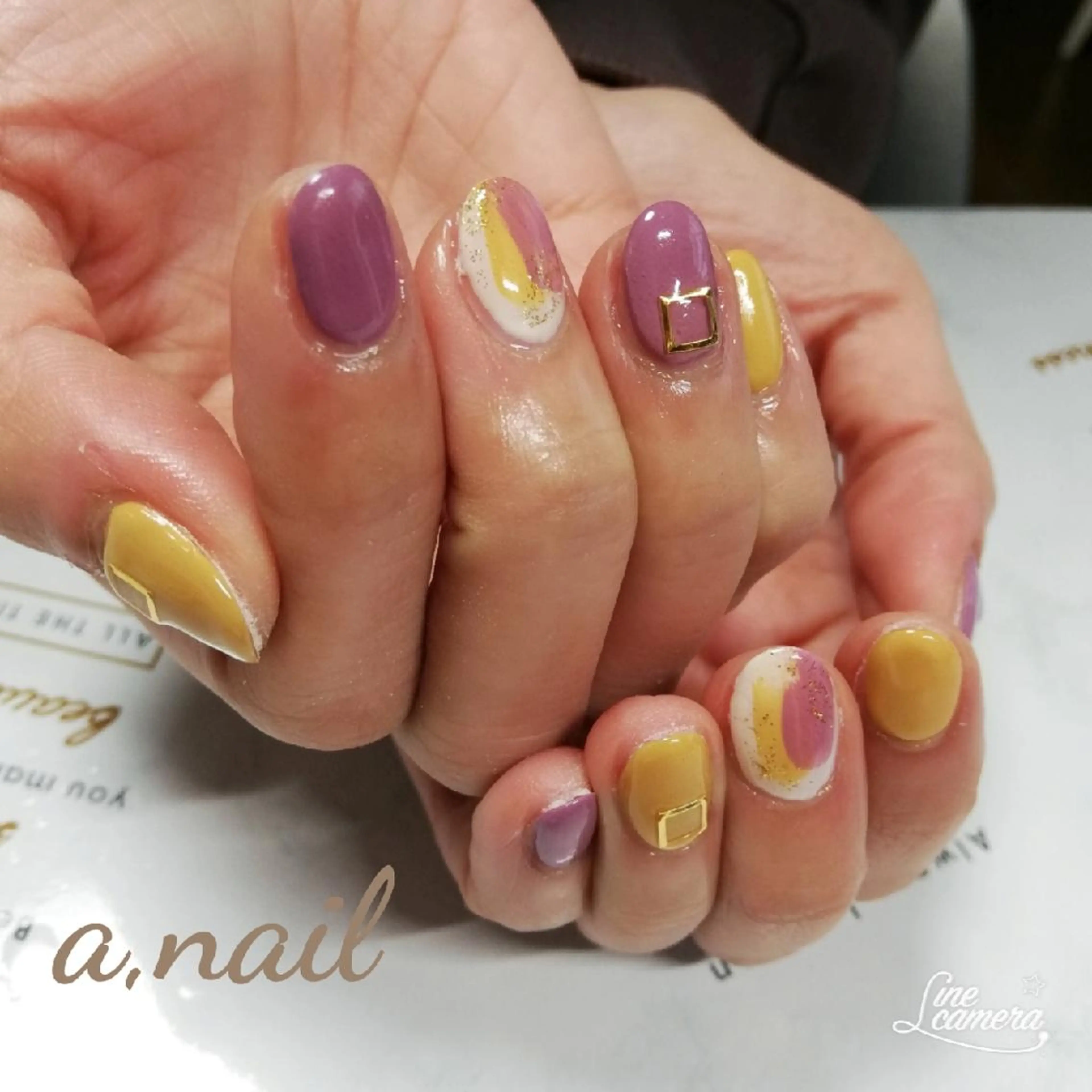 ネイル ストーンネイル ハンドネイル ネイルサロン エーネイルのネイルデザイン