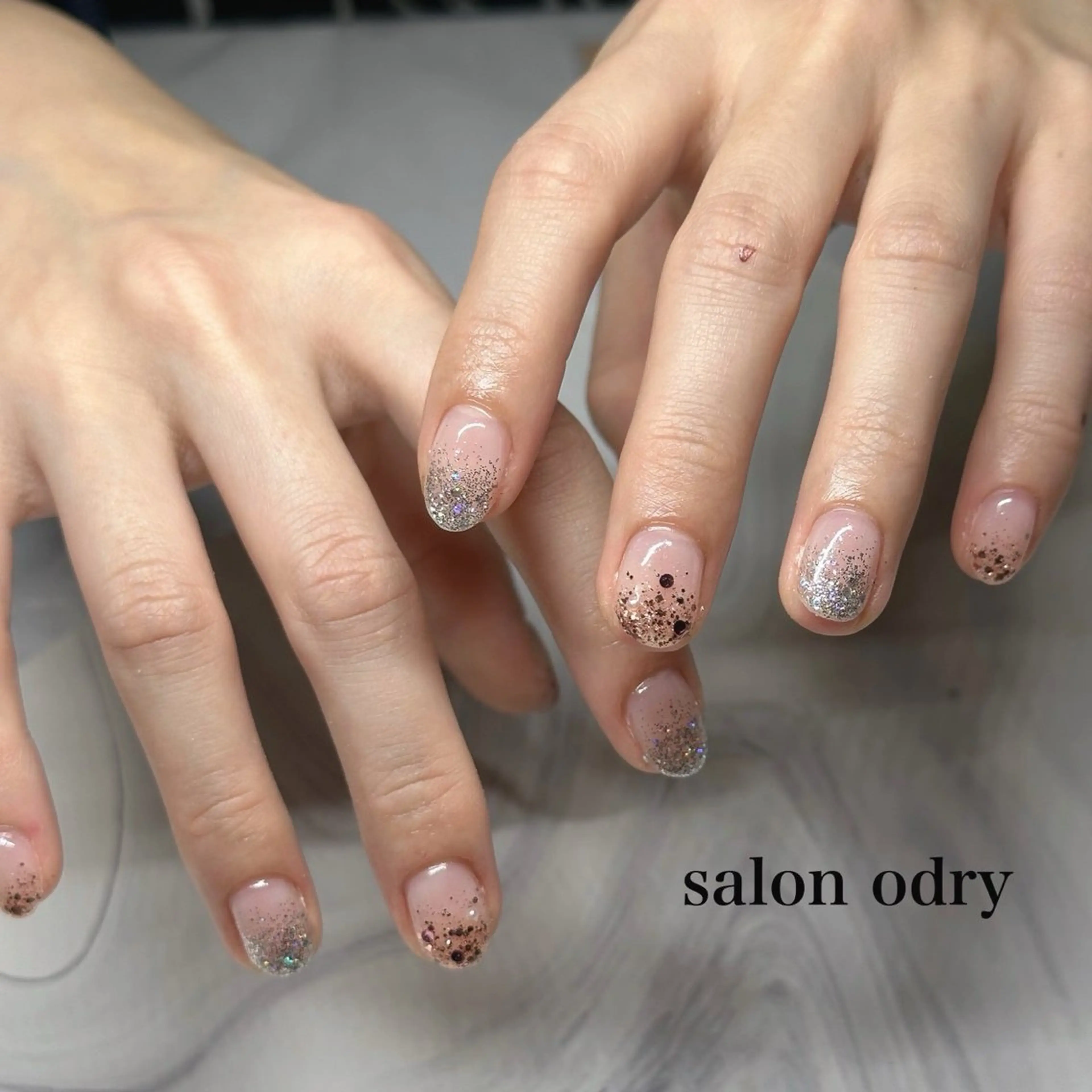 オフなし限定ラメグラデーションの写真