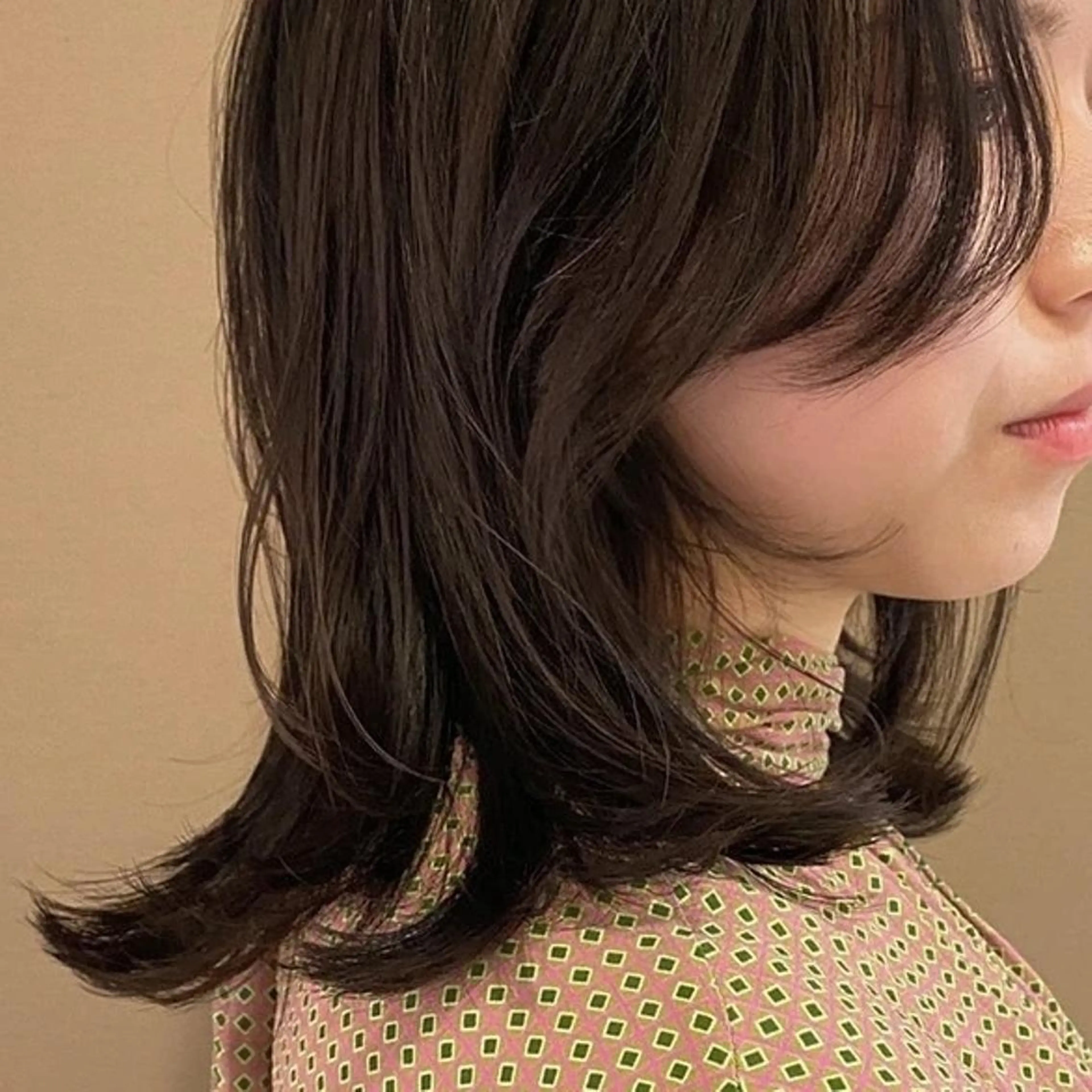 ミディアム 韓国レイヤー　 suzuのヘアスタイル