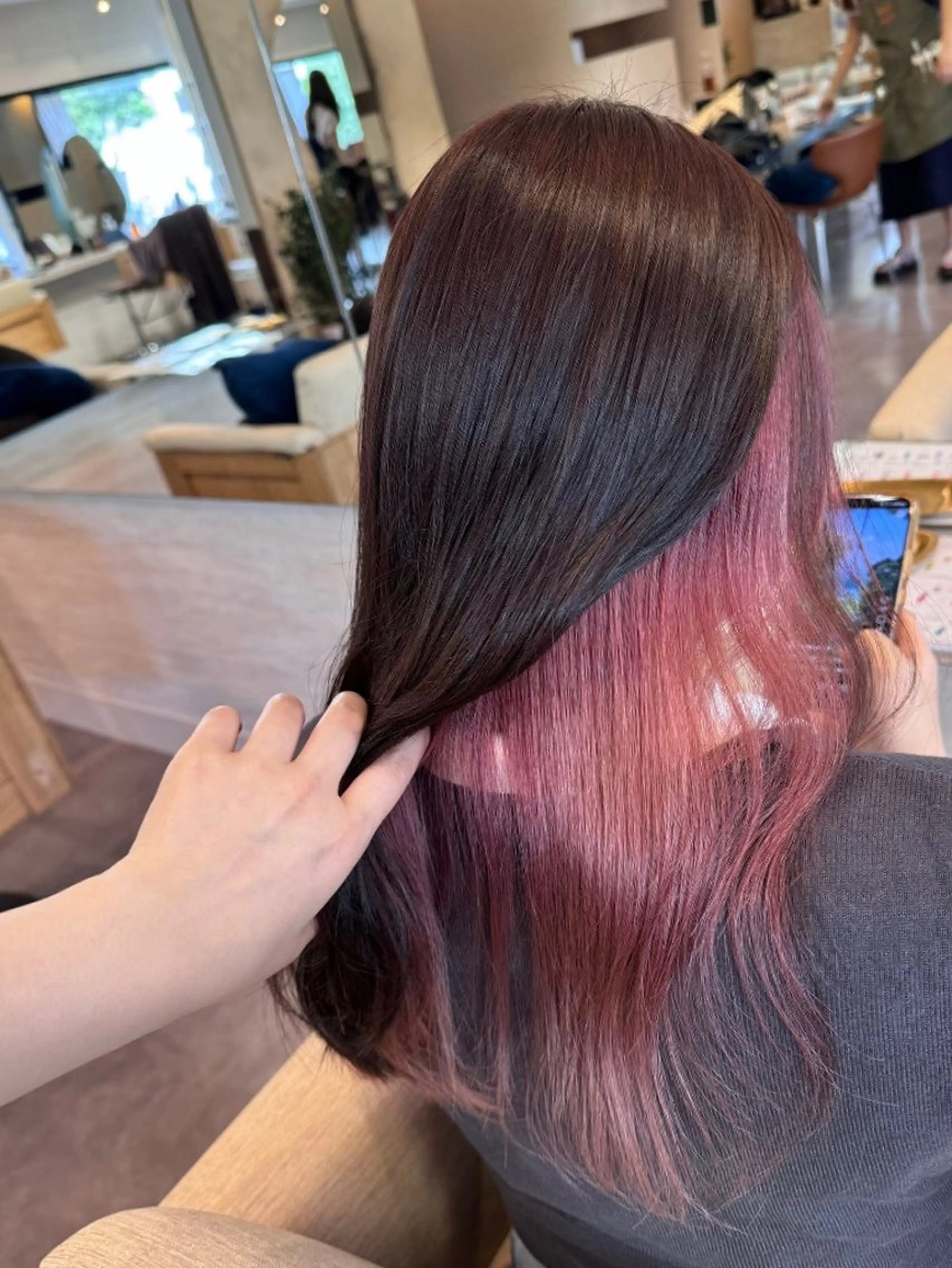 ロング カラー 山田 もものヘアスタイル