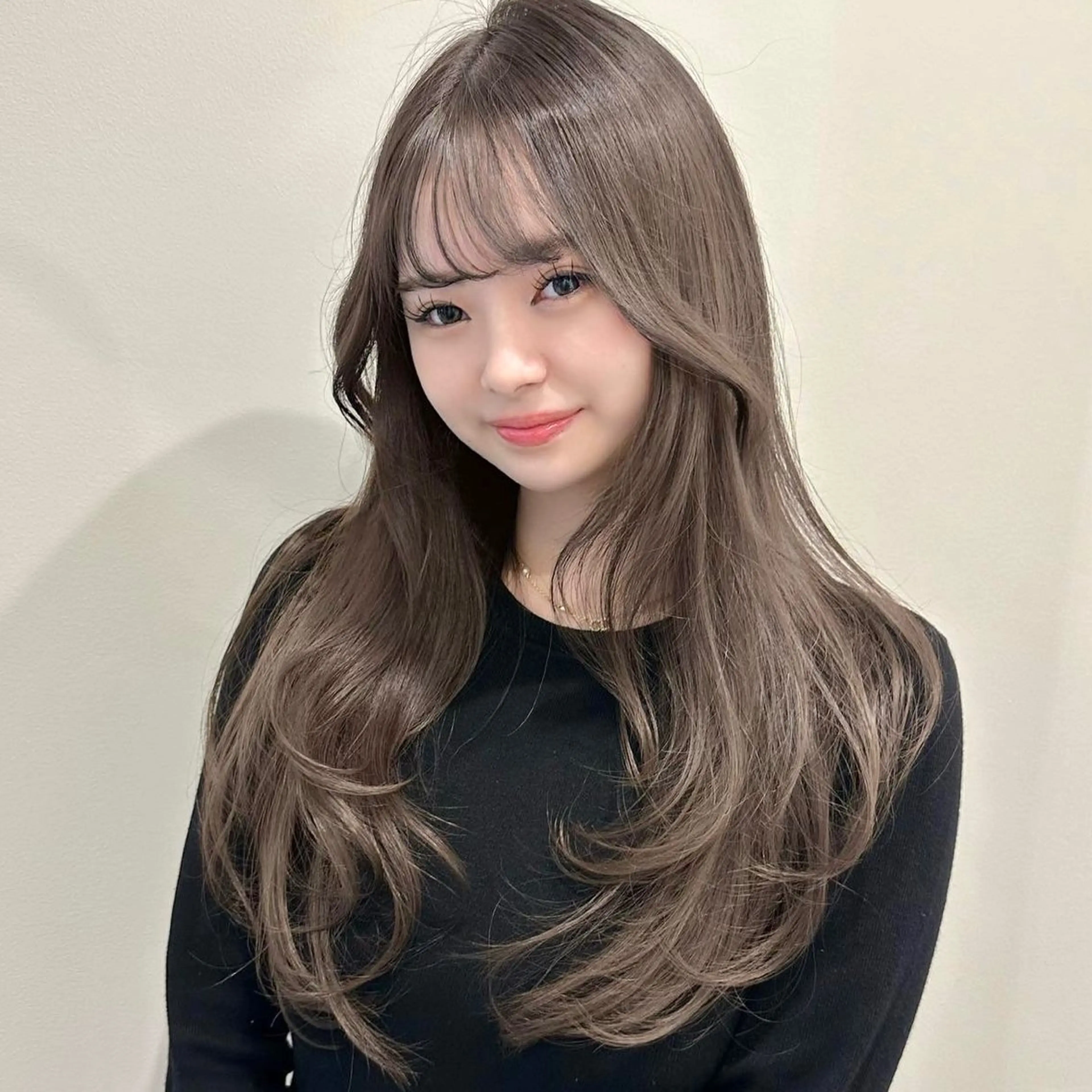 セミロング カット ヘアカラー トリートメント 🌹ハッシュカット、 レイヤー韓国ヘア🌹のヘアスタイル