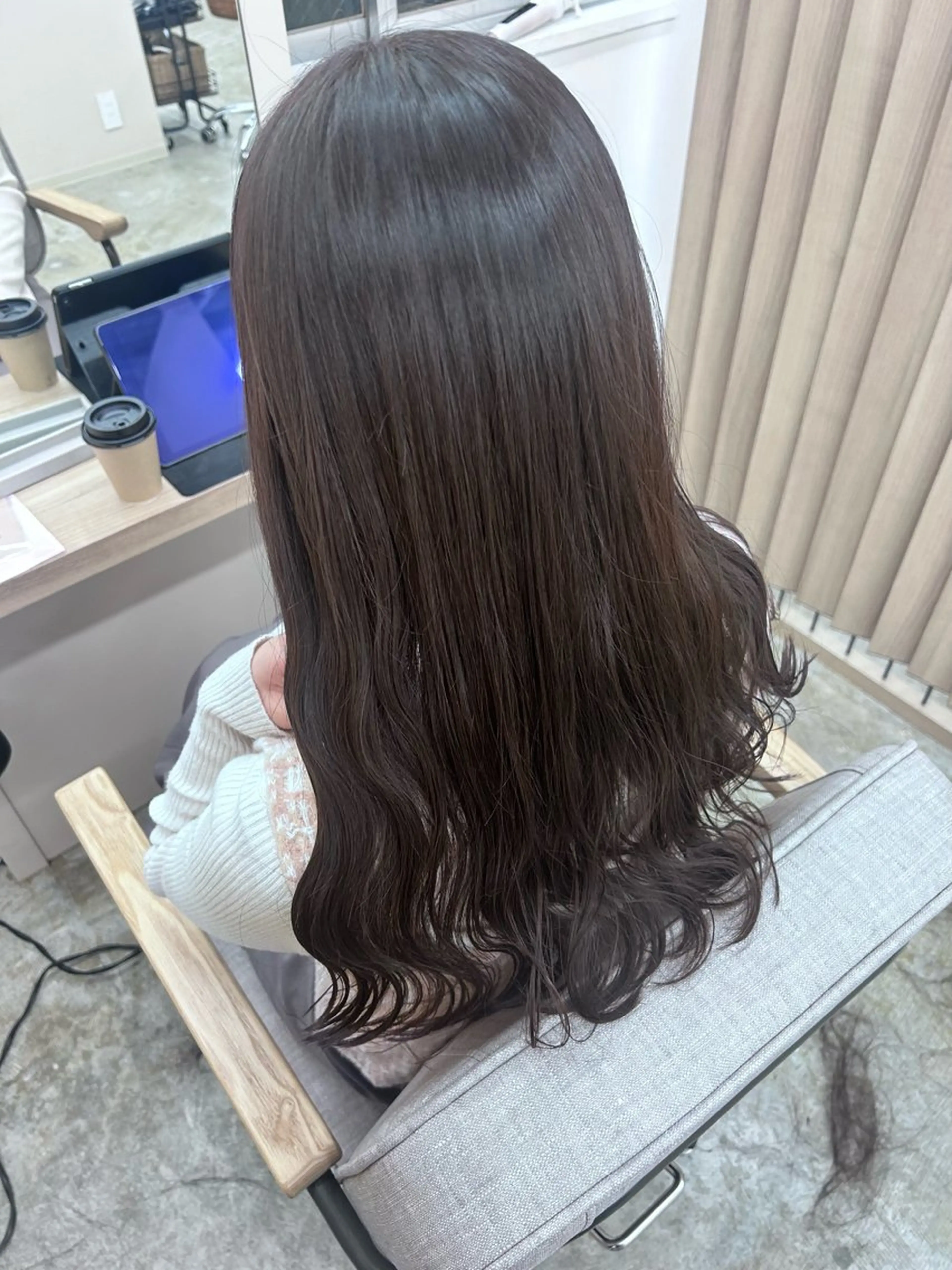 ロング カラー ブラウンカラー ラベンダーカラー カット ヘアカラー トリートメント 韓国ヘア nanahaのヘアスタイル