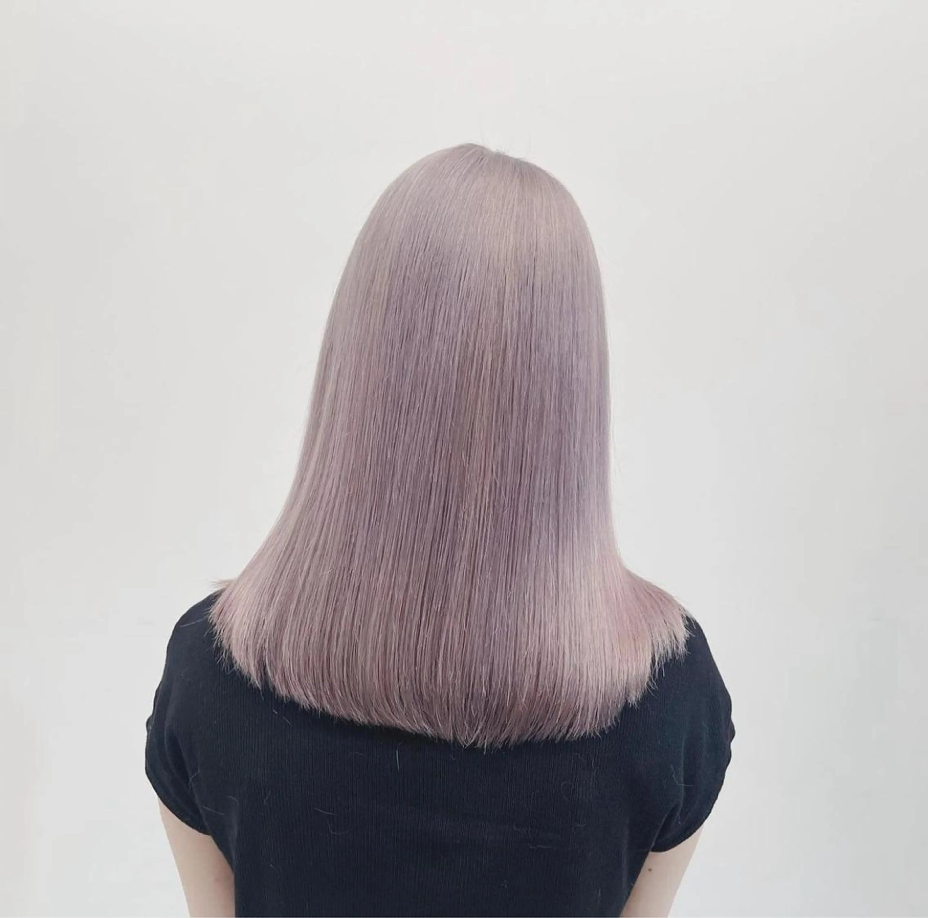 ミディアム カラー パーマ ヘアアレンジ メンズ キッズ ミディアムレイヤー メンズバレイヤージュ メンズブリーチ メンズハイライト メンズインナーカラー nico TOKYO 渋谷所属・ブリーチ　ハイトーン 特化🌈フジタハルキのヘアスタイル