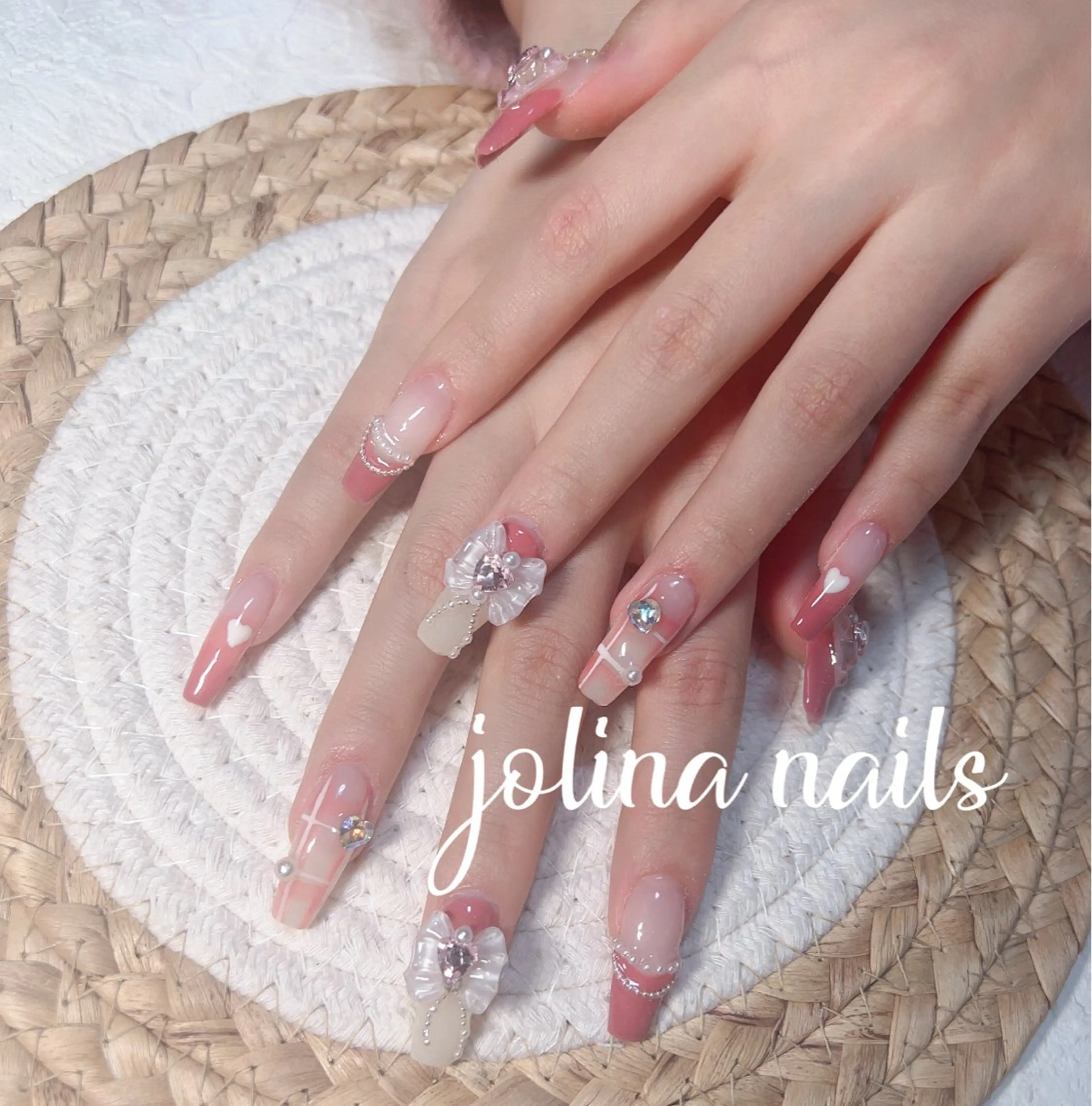 ネイル スカルプネイル ネイルチップ ハンドネイル jolina nails鶴見店のネイルデザイン