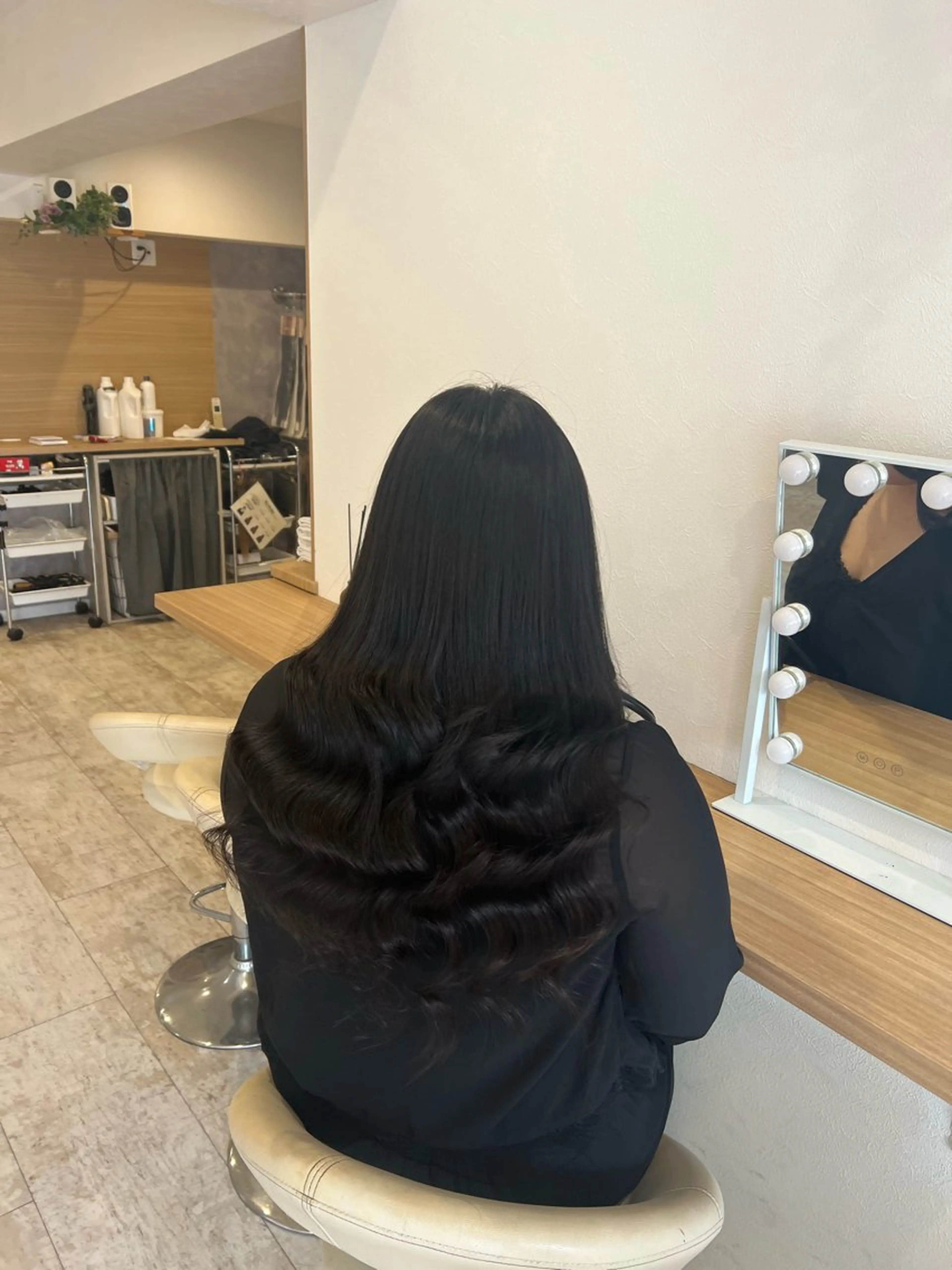 ロング エクステ 髪質改善 カット ヘアカラー トリートメント エクステ マテリアル 中央駅店のヘアスタイル