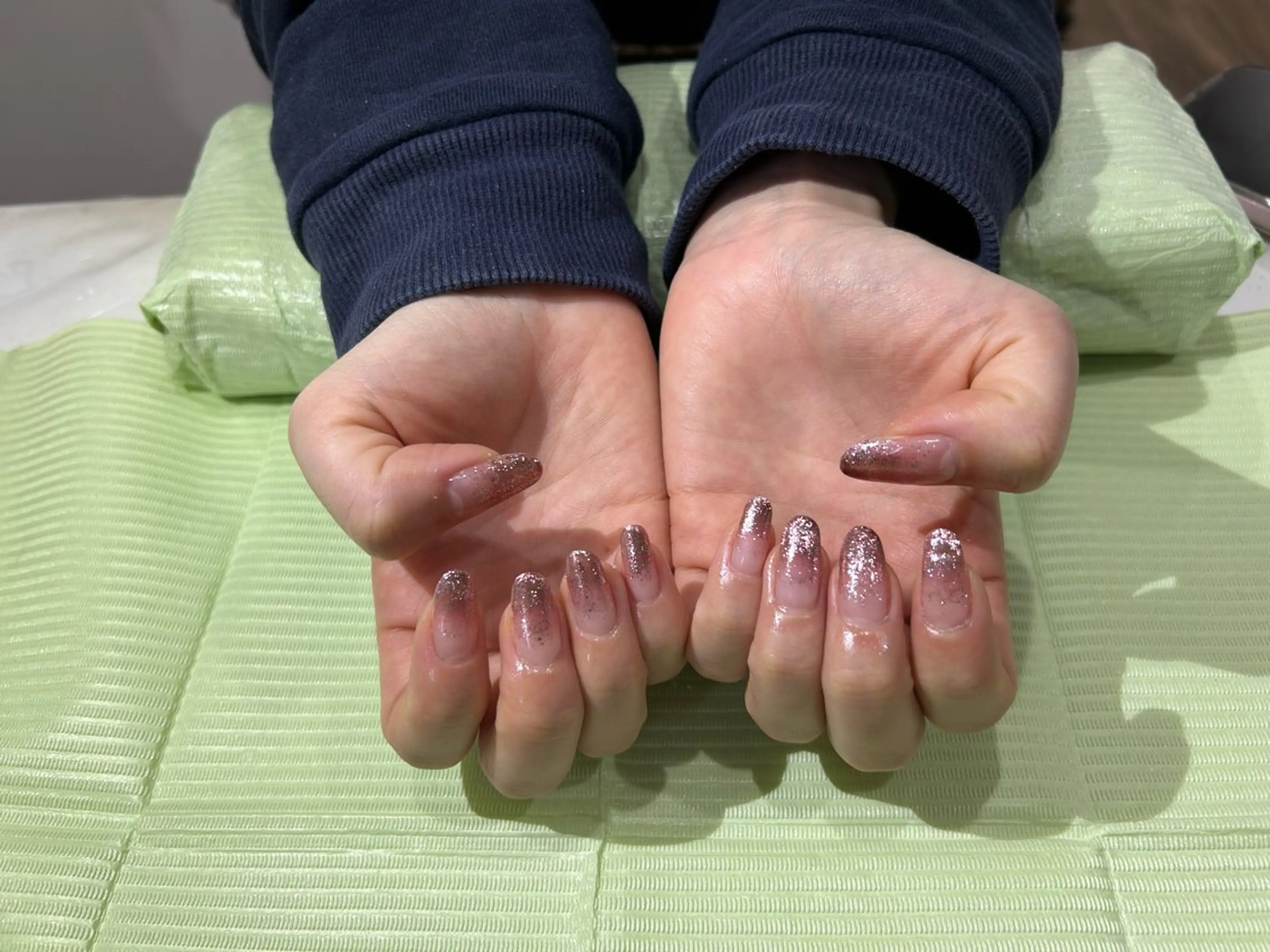 ネイル グラデーション ピンク Eyelash & nail Buena 高円寺店所属・新人ネイリスト yuaのネイルデザイン