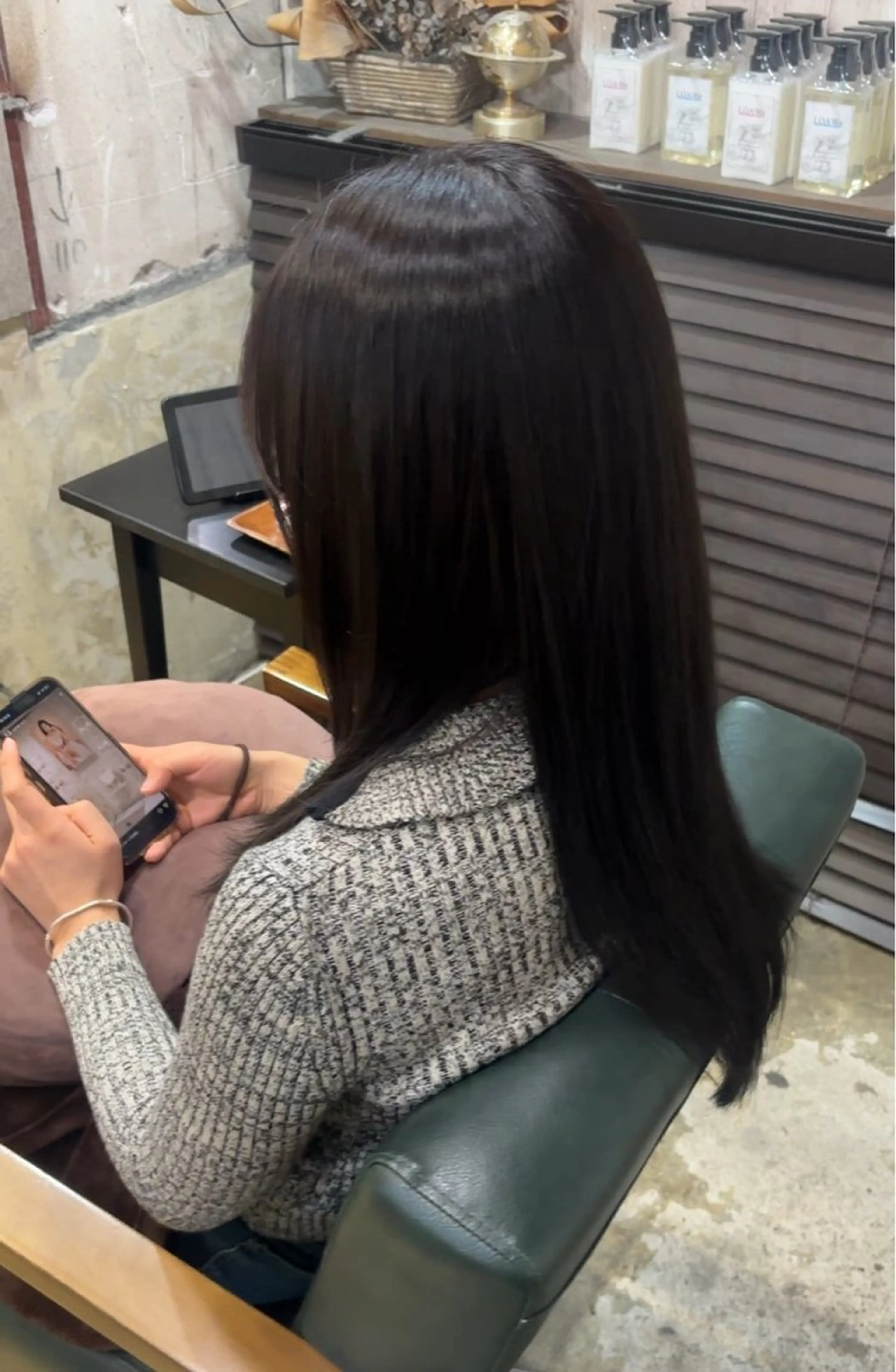 カラー 透明感カラー ヘアカラー チフミ【下北沢🪐 艶カラー🫧】のヘアスタイル