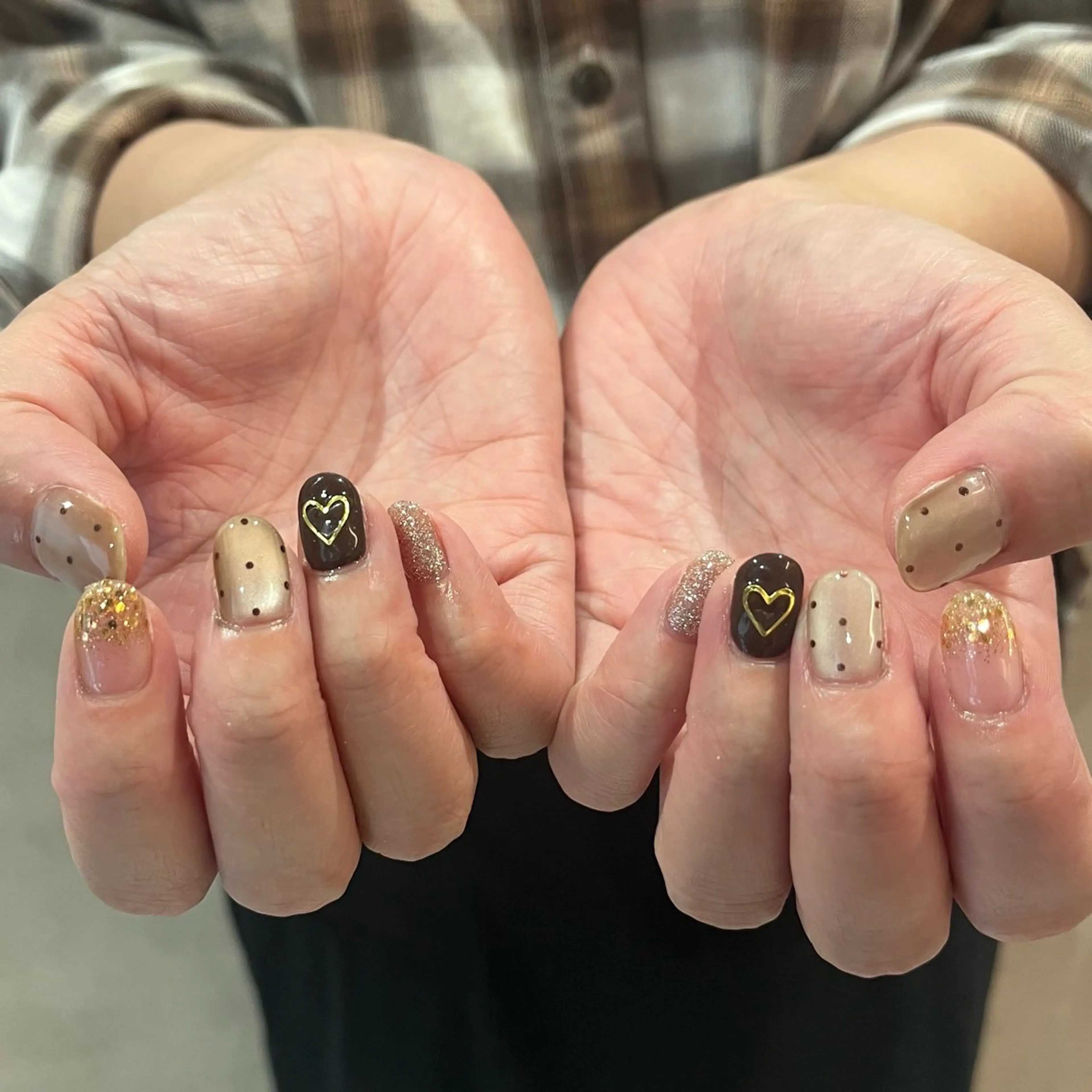 ネイル S. SAYAのネイルデザイン