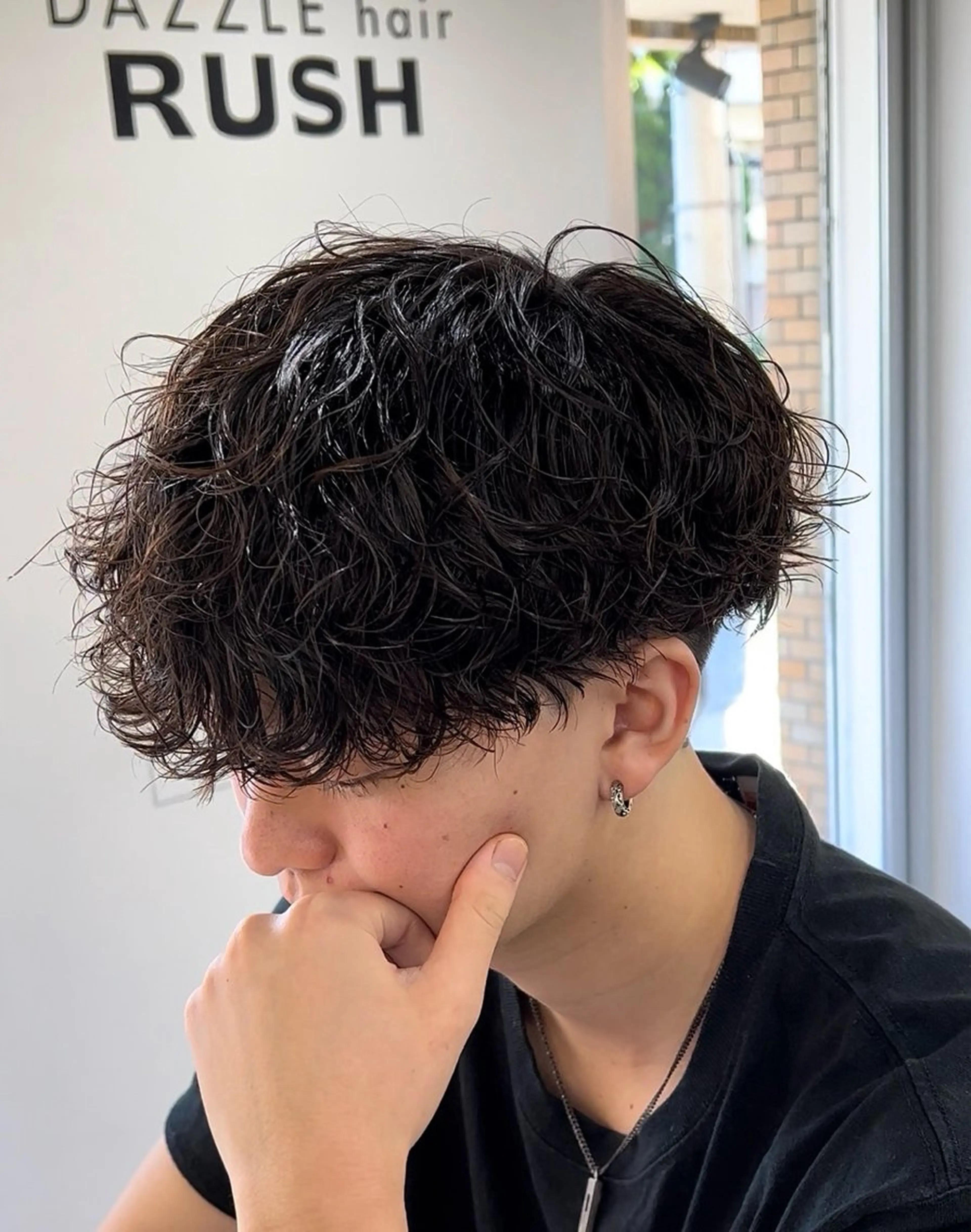 パーマ メンズ メンズパーマ 波巻きパーマ DAZZLE hair RUSH所属・波巻き得意 メンズ美容師/松井陸のヘアスタイル