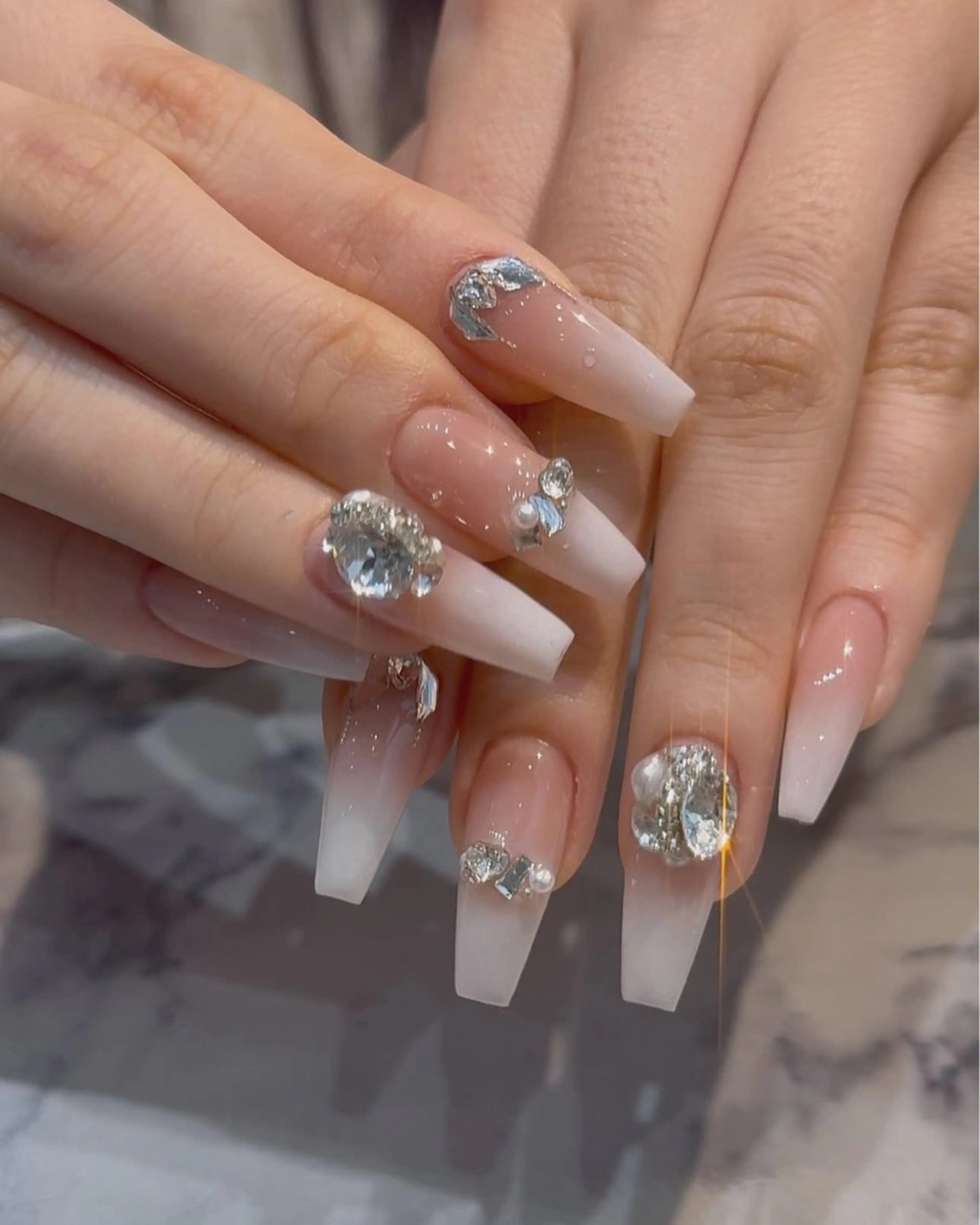 ネイル ハンドネイル ハンドケア Nova Nail Nambaのネイルデザイン